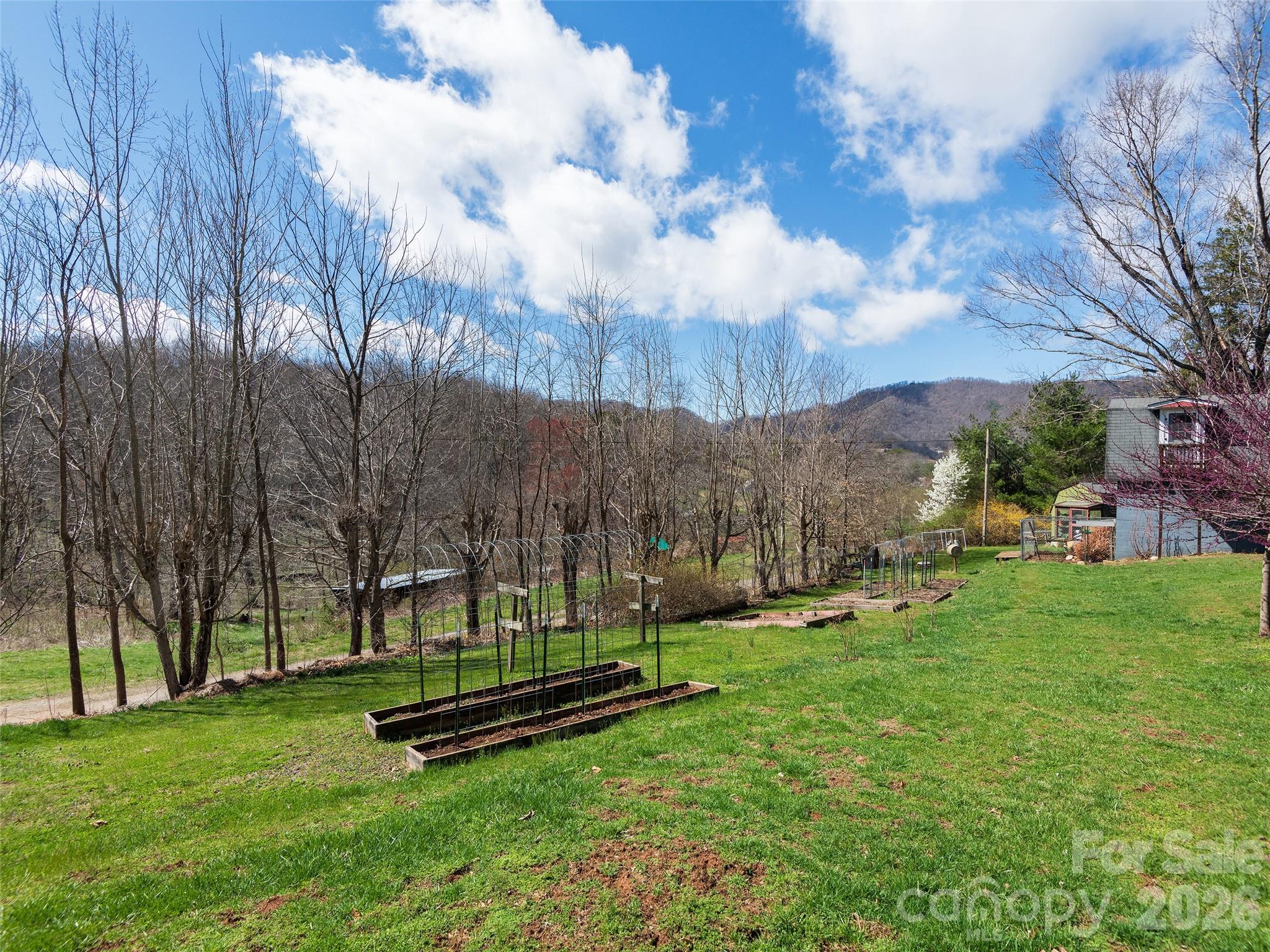 608 Evans Road — Canton