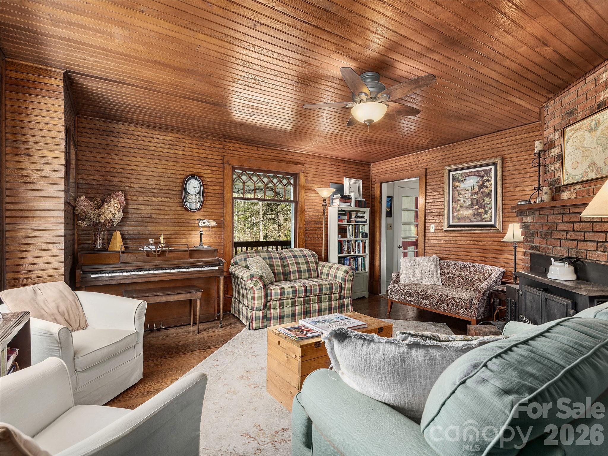 608 Evans Road — Canton