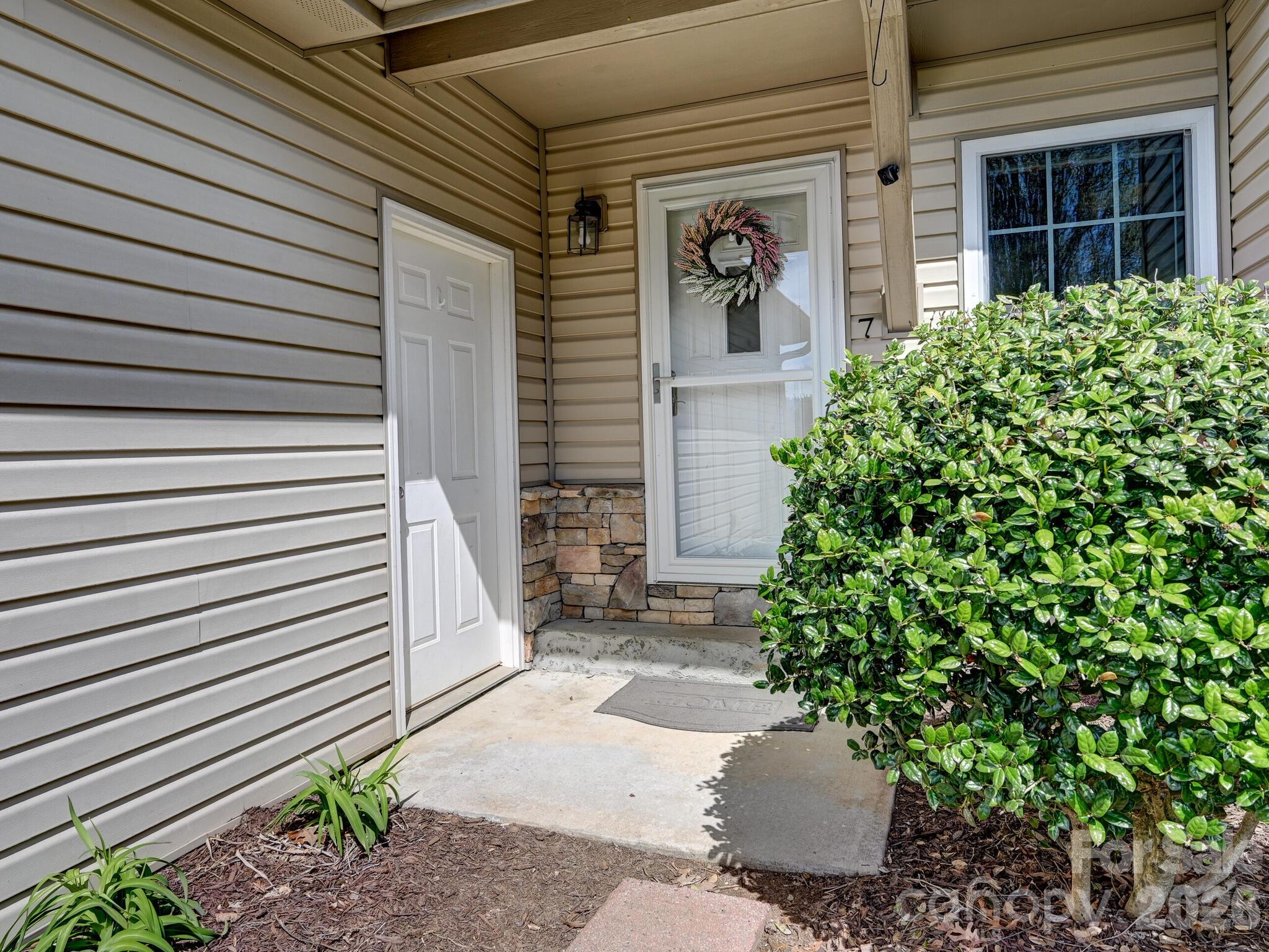 7 Mahogany Road — Arden