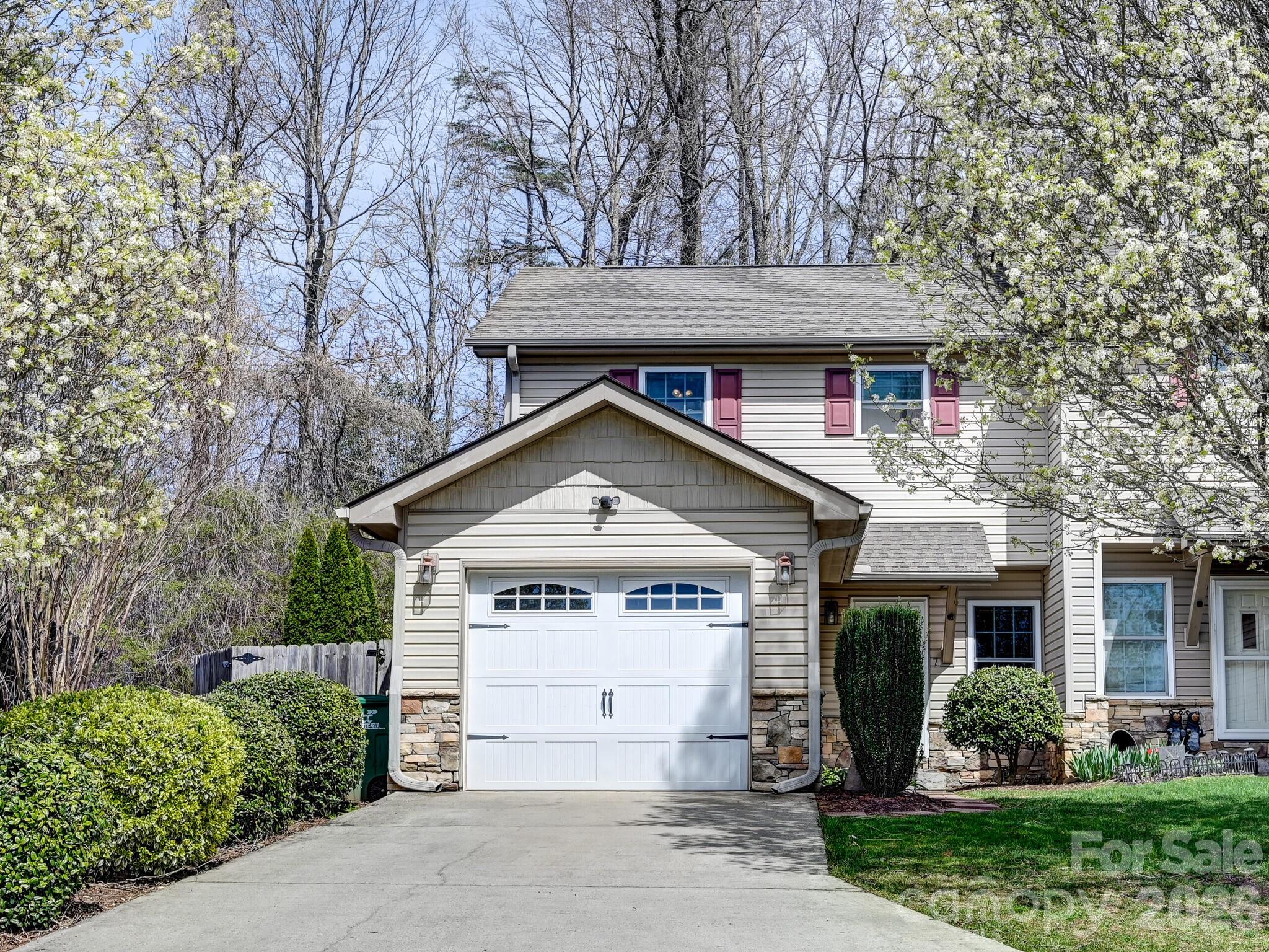 7 Mahogany Road — Arden