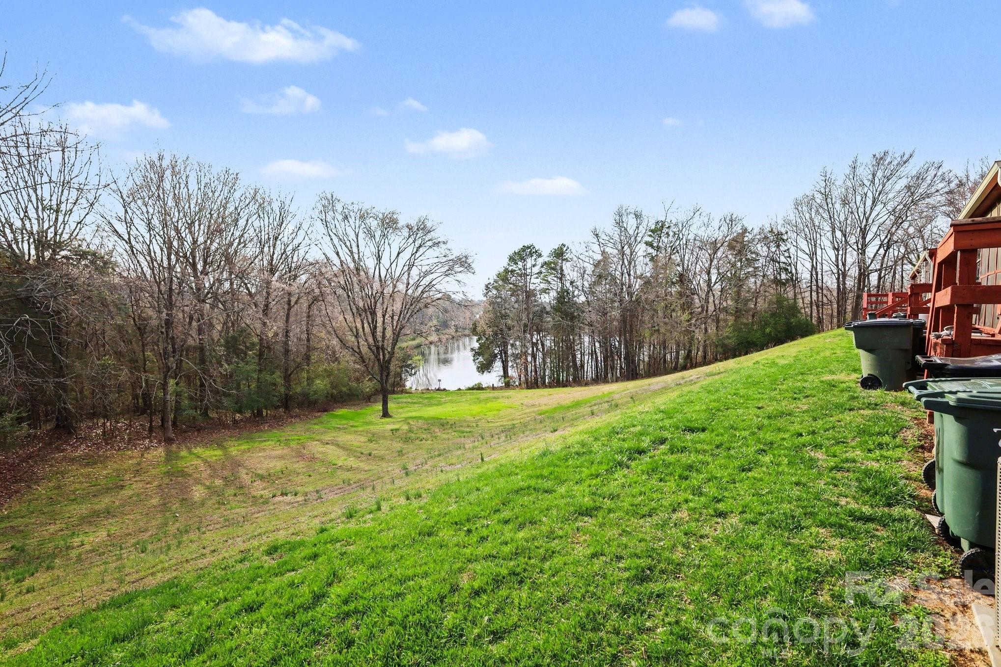 1162 Crestmont Drive SE — Concord