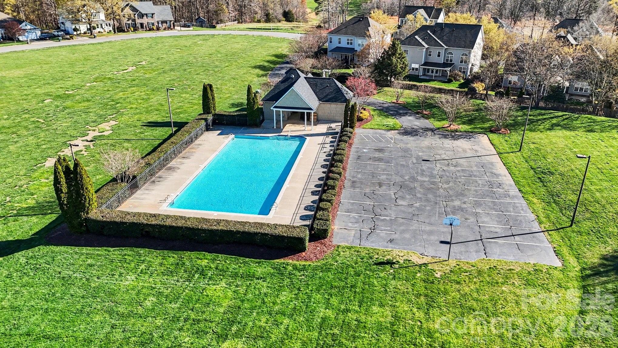 161 Dairy Farm Road — Mooresville