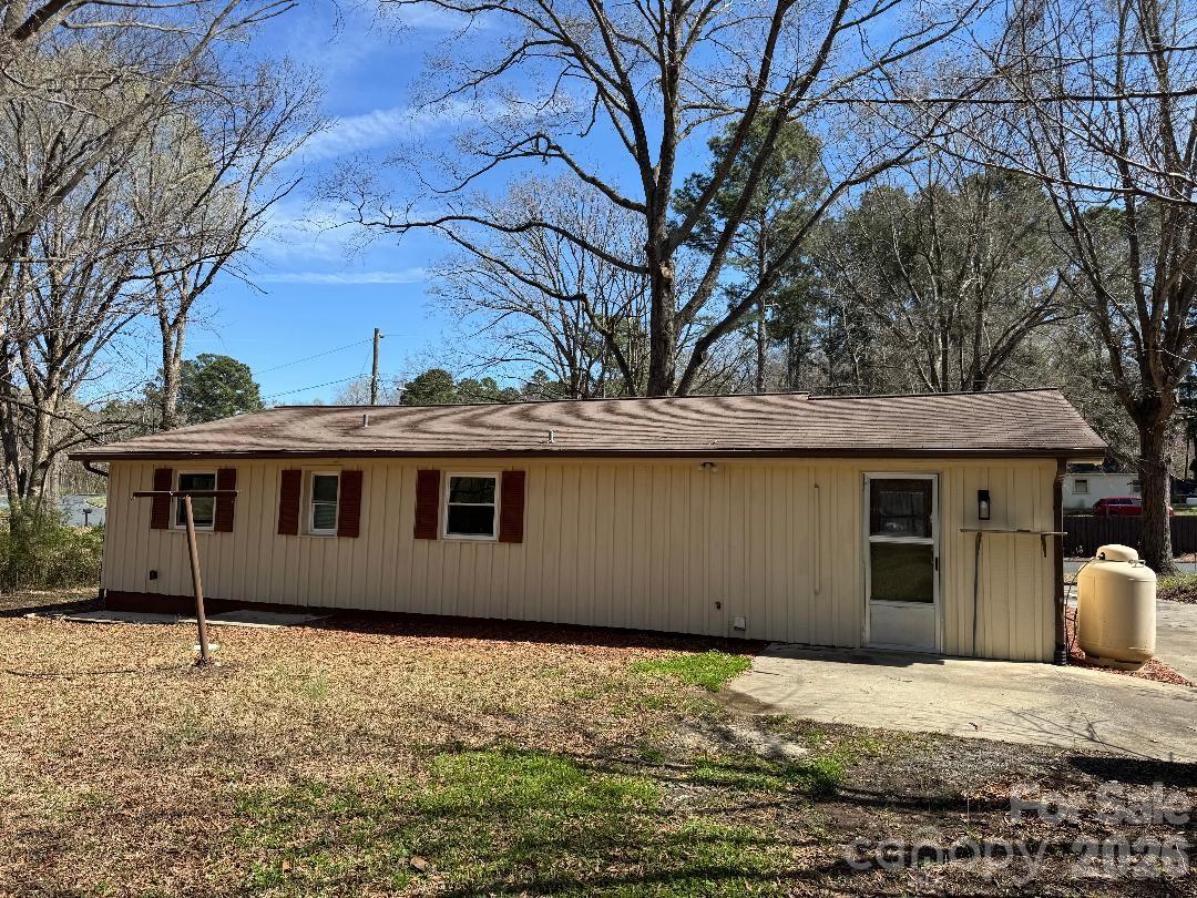 303 Green Street — Biscoe
