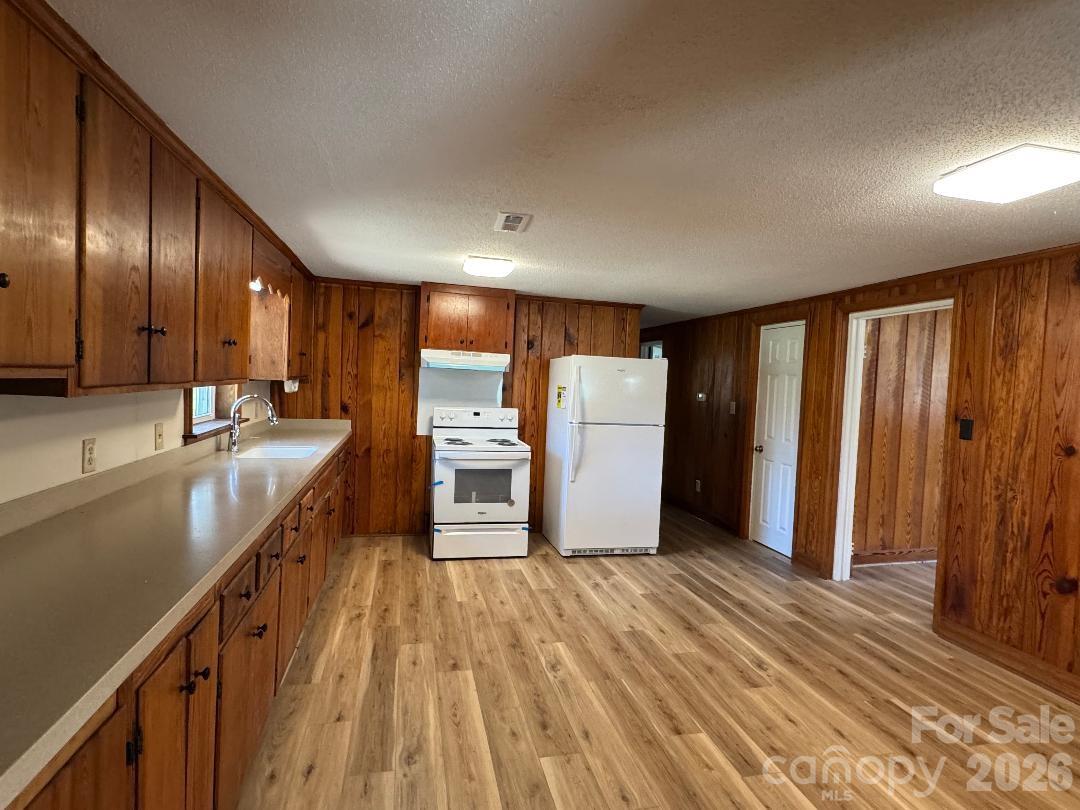 303 Green Street — Biscoe