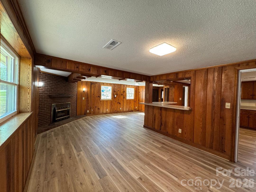 303 Green Street — Biscoe