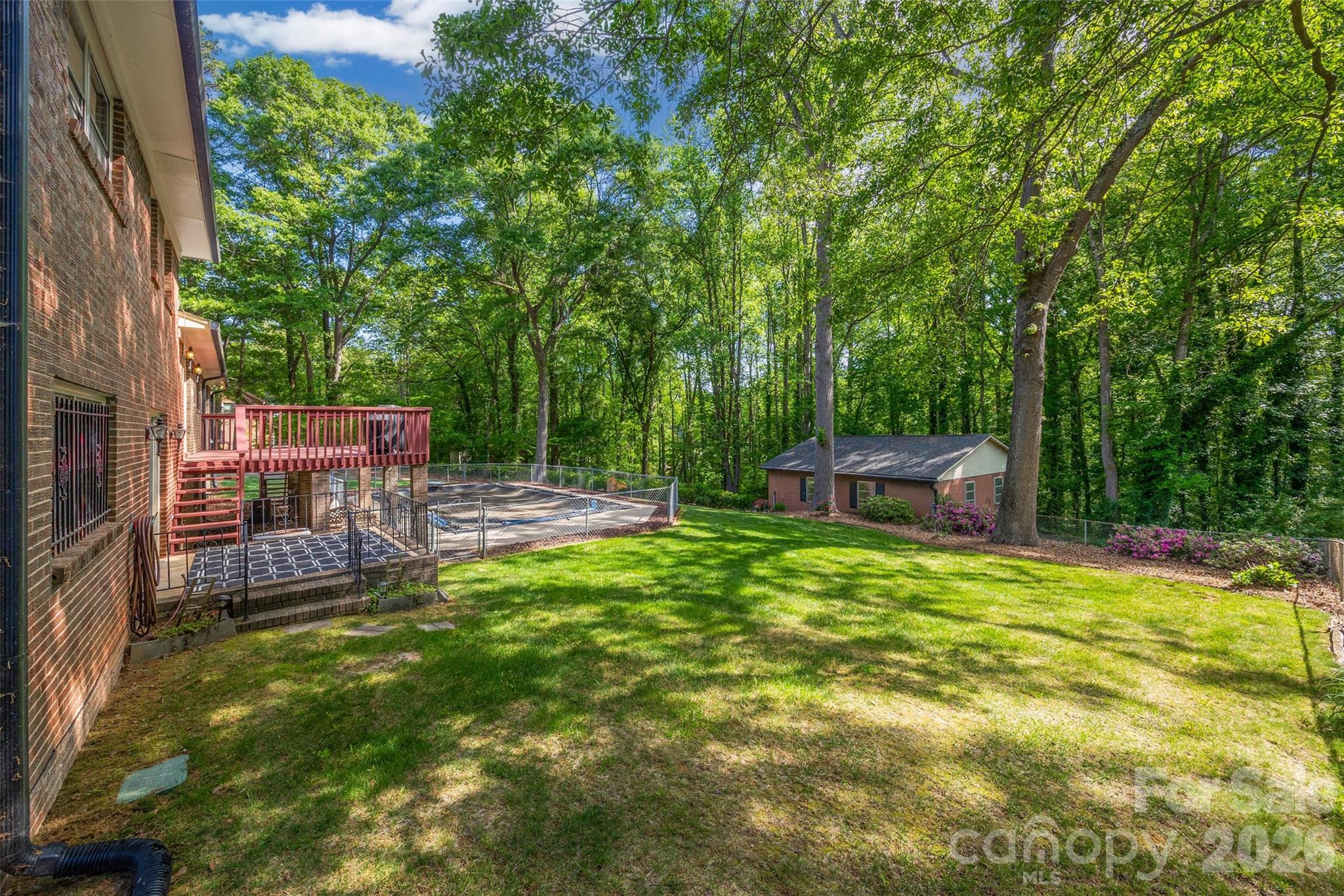 1914 N New Hope Road — Gastonia