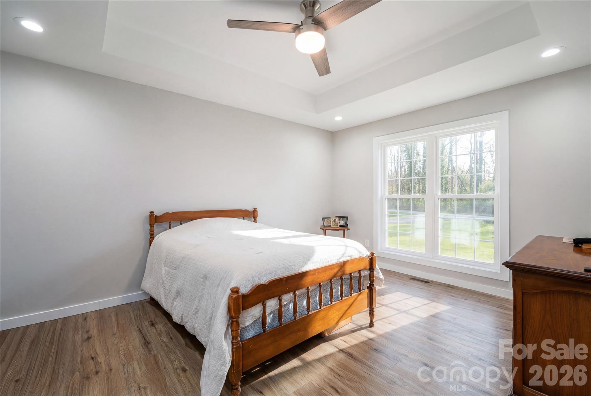 660 W 9th Street — Newton