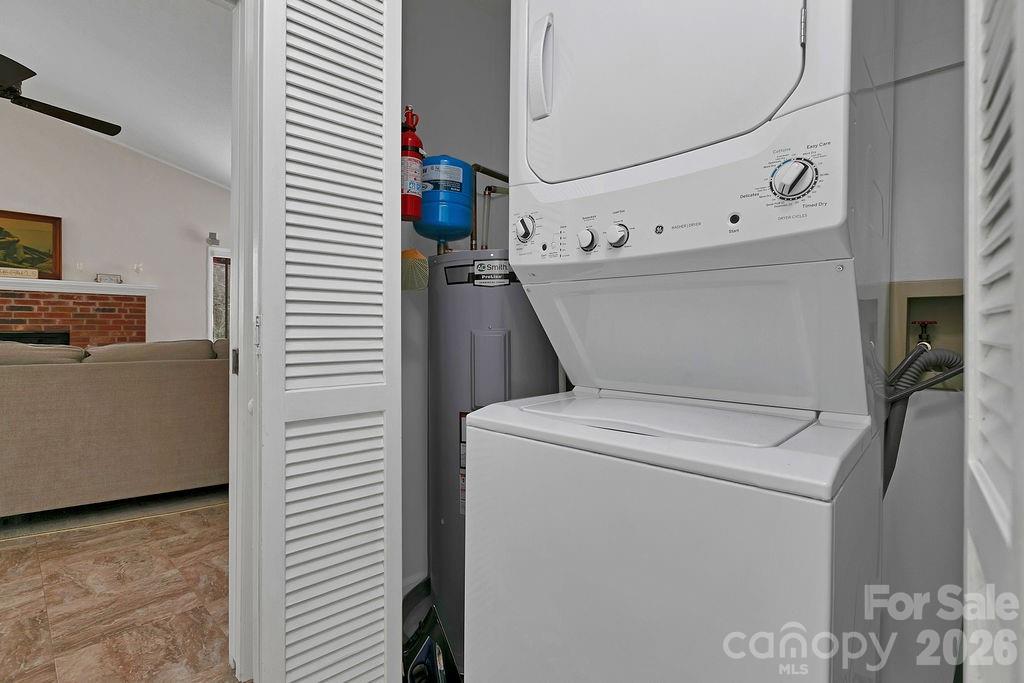 222 Sedi Lane — Brevard