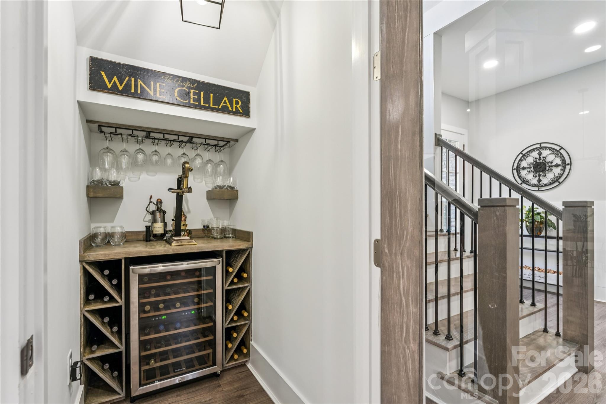 6615 Farmstead Lane — Concord