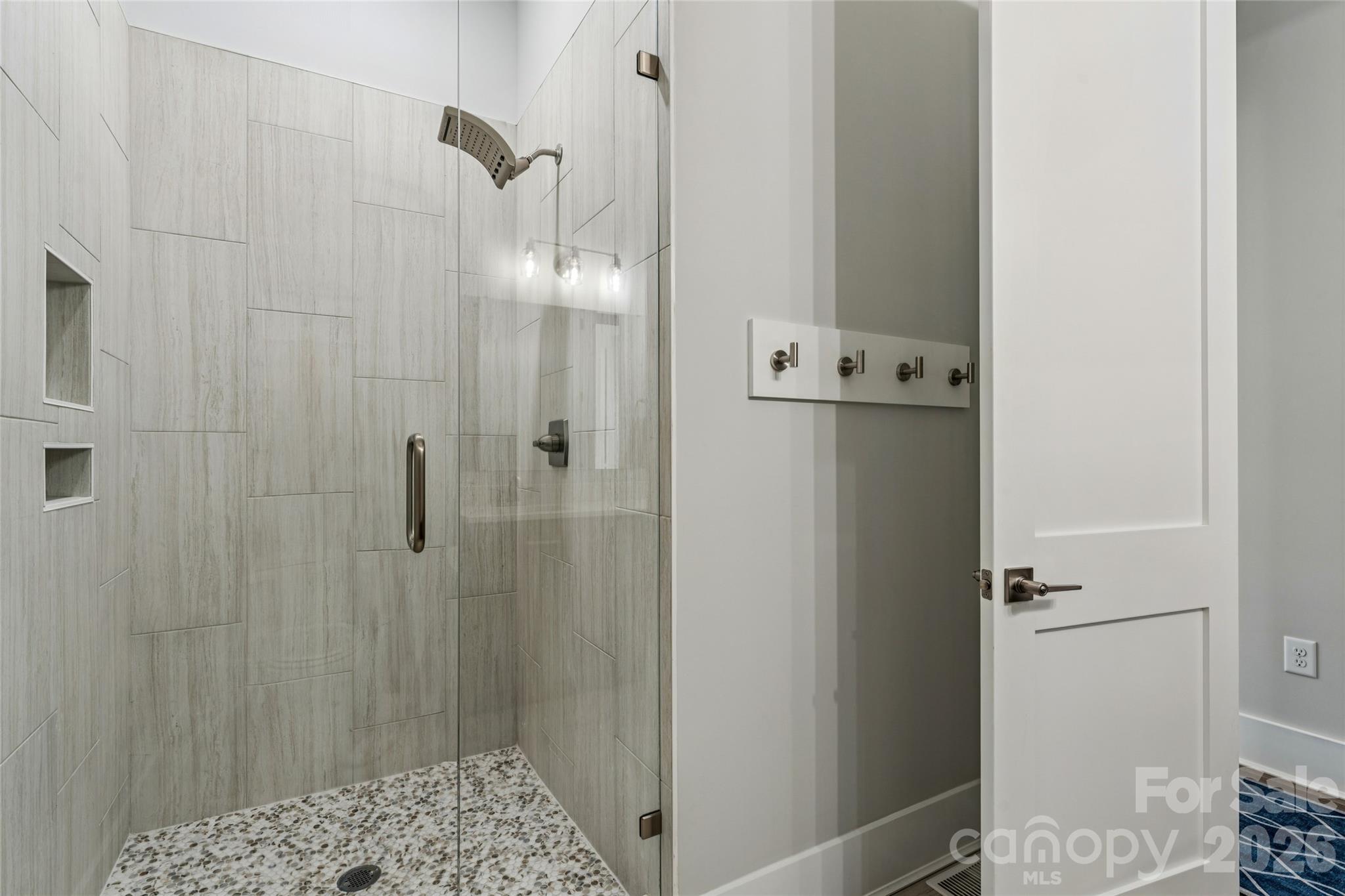 6615 Farmstead Lane — Concord