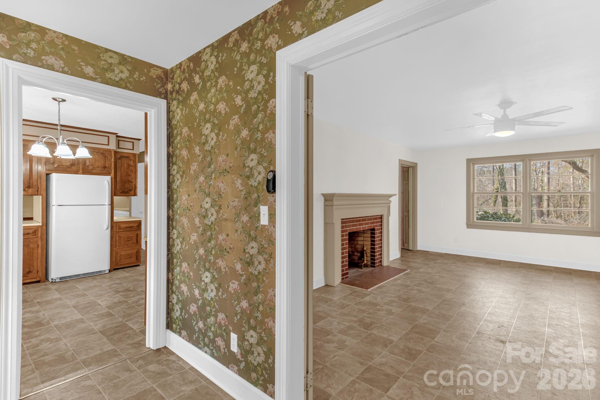 875 Bonanza Drive — Salisbury