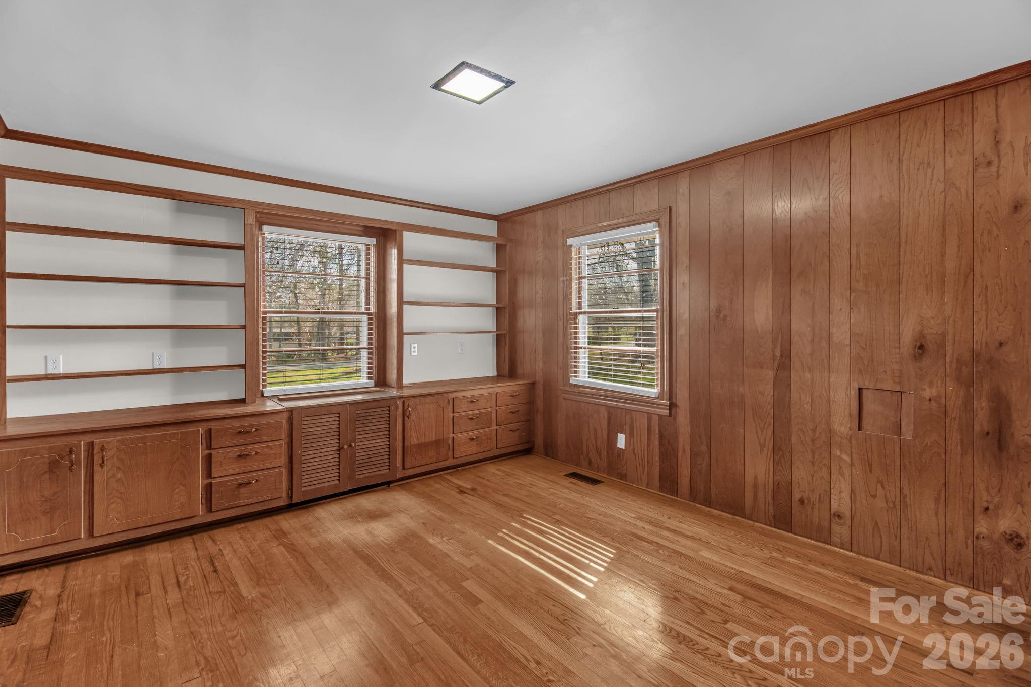 875 Bonanza Drive — Salisbury
