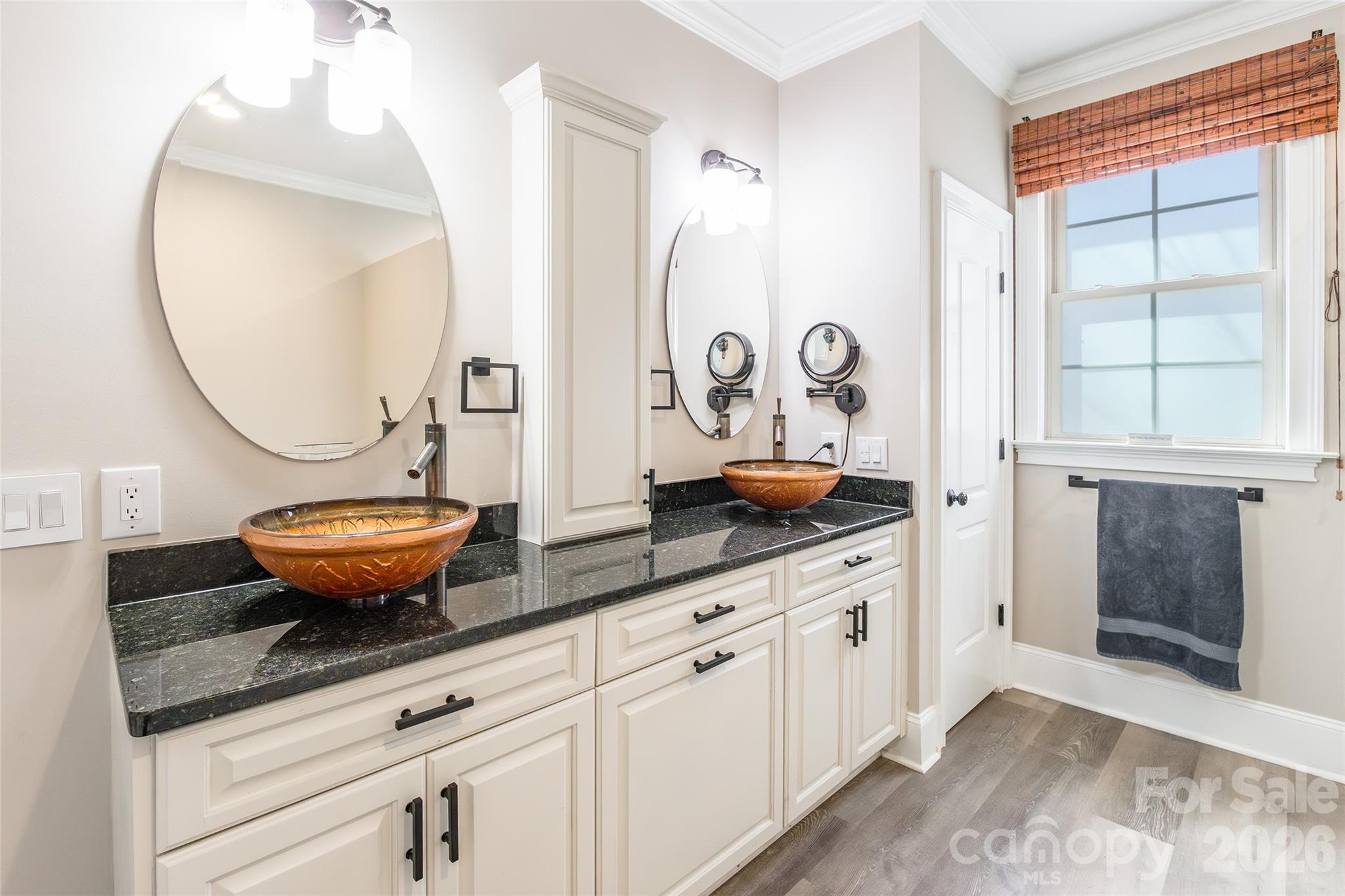 2360 Smith Harbour Drive — Denver