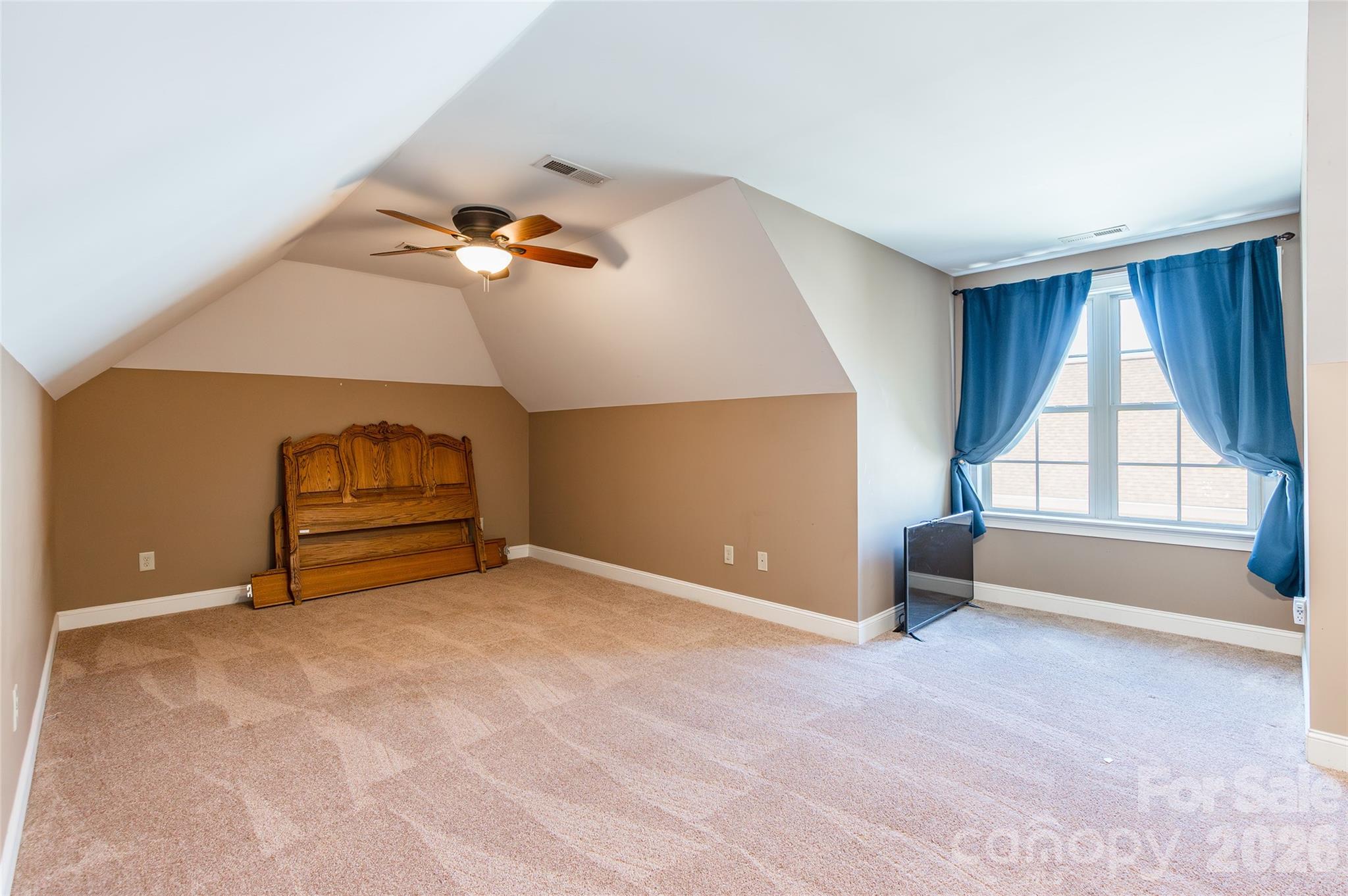 2360 Smith Harbour Drive — Denver