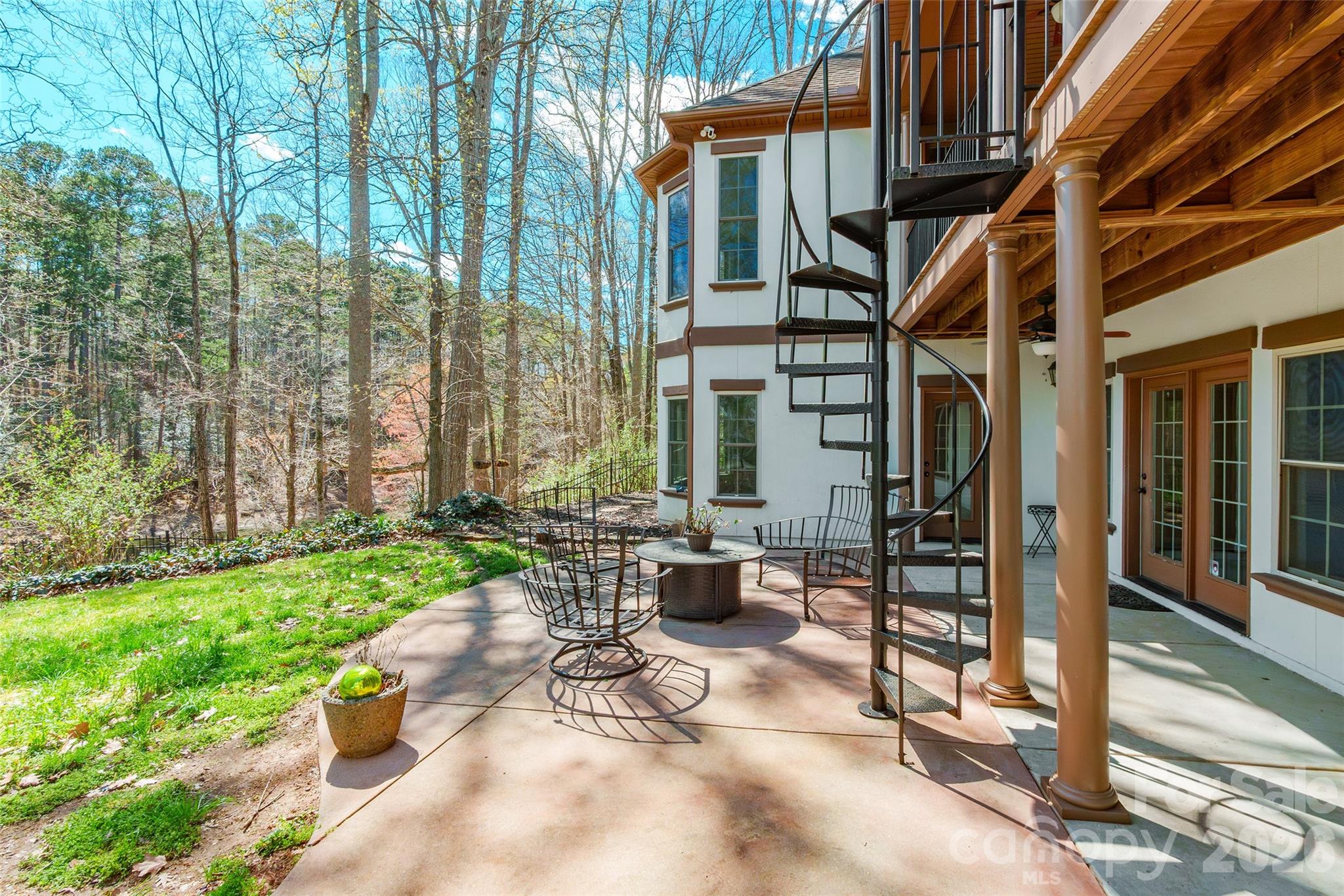 2360 Smith Harbour Drive — Denver