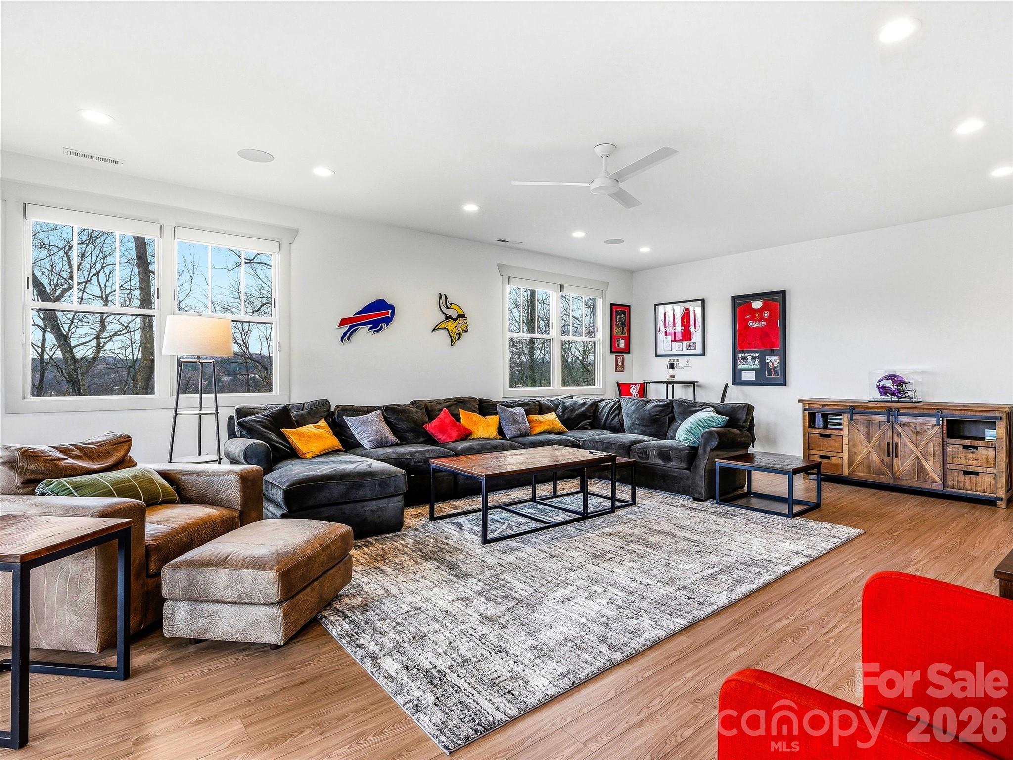 80 Caledonia Road — Asheville