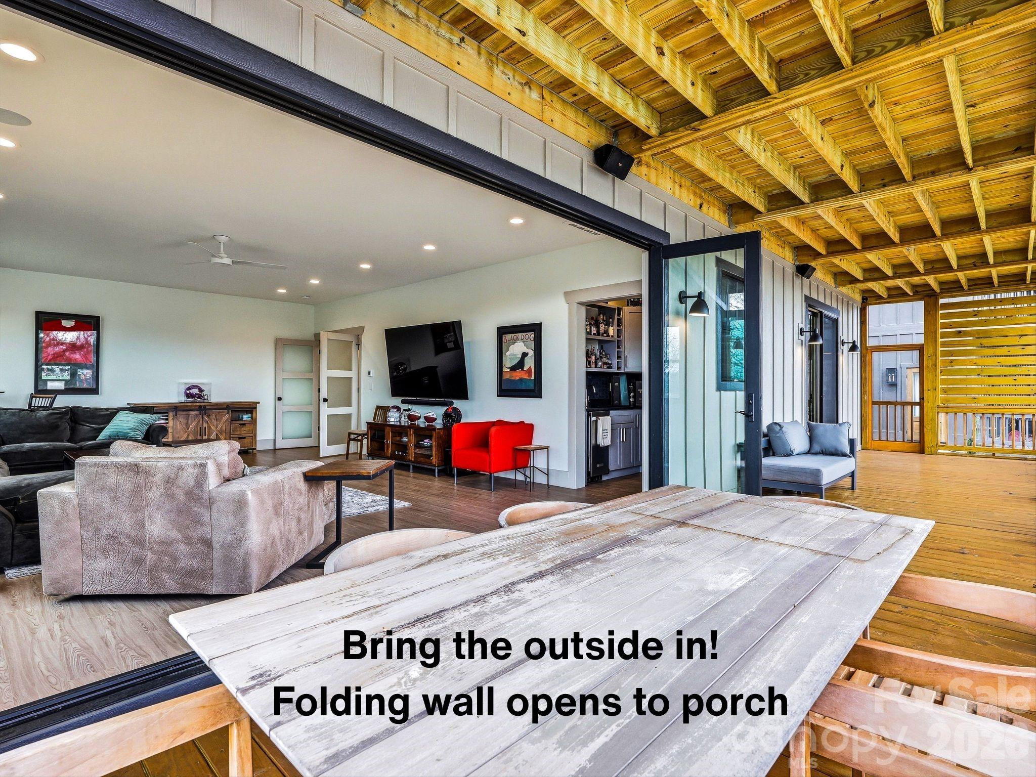 80 Caledonia Road — Asheville