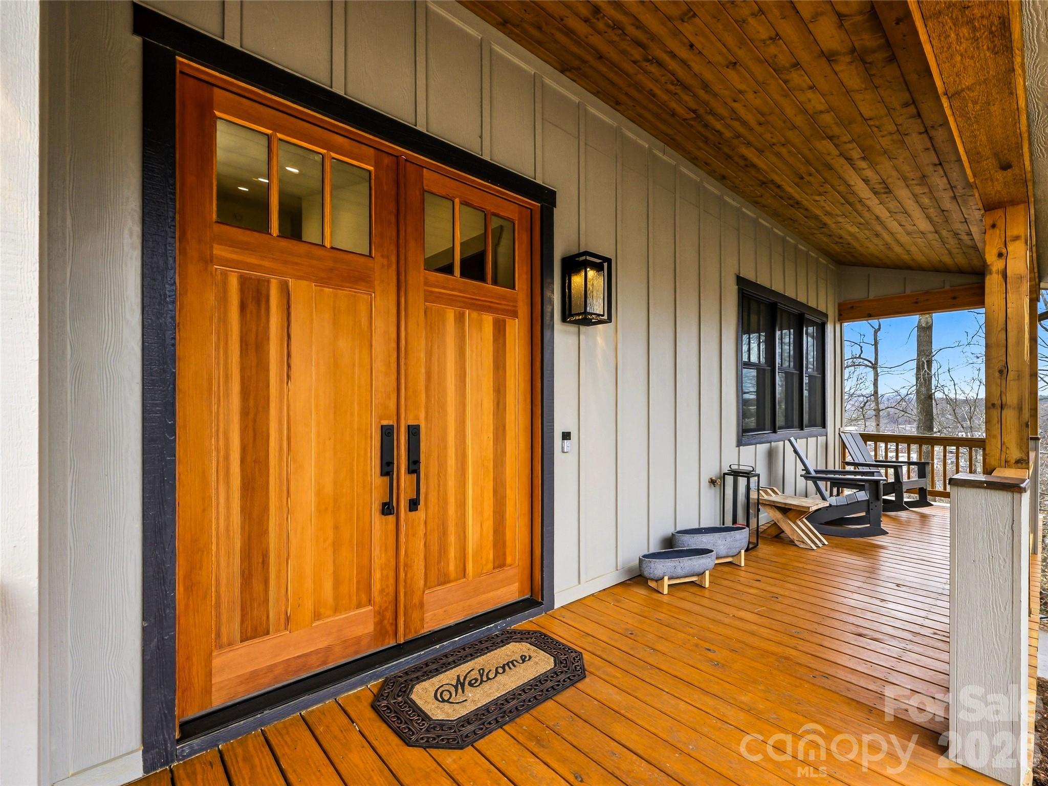 80 Caledonia Road — Asheville