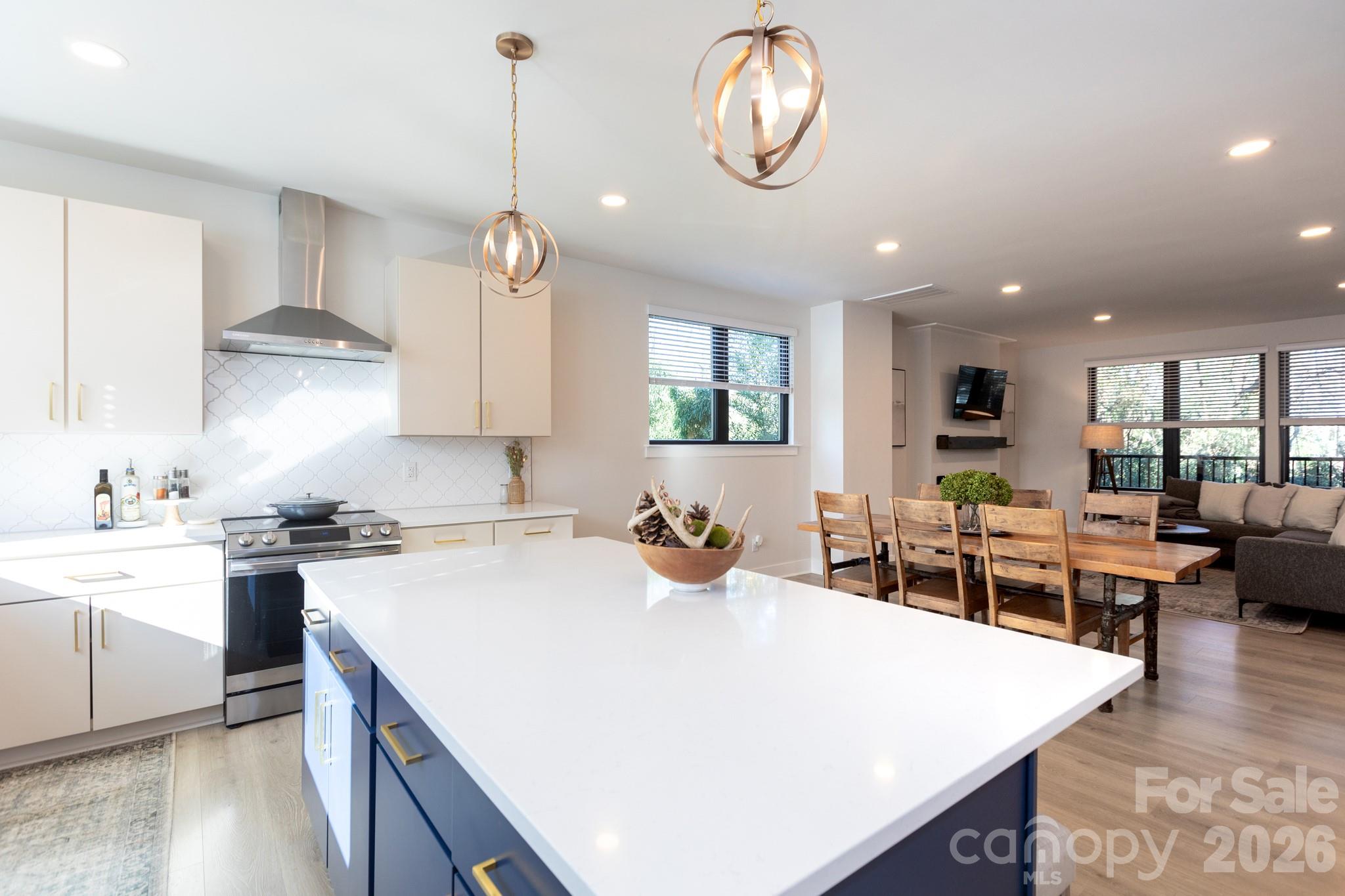 3538 Saker Lane — Charlotte