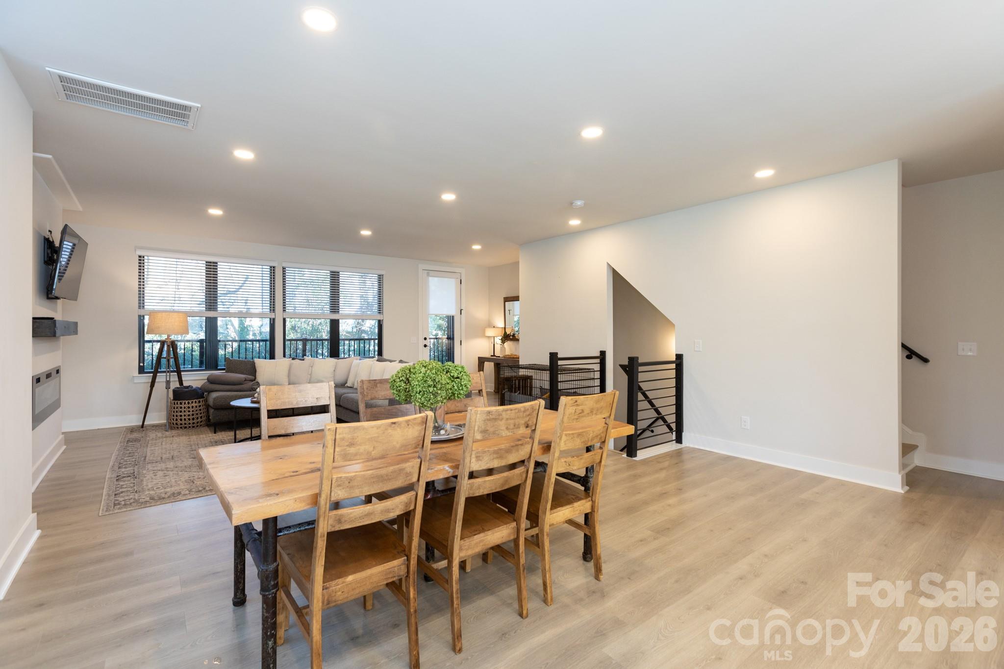 3538 Saker Lane — Charlotte