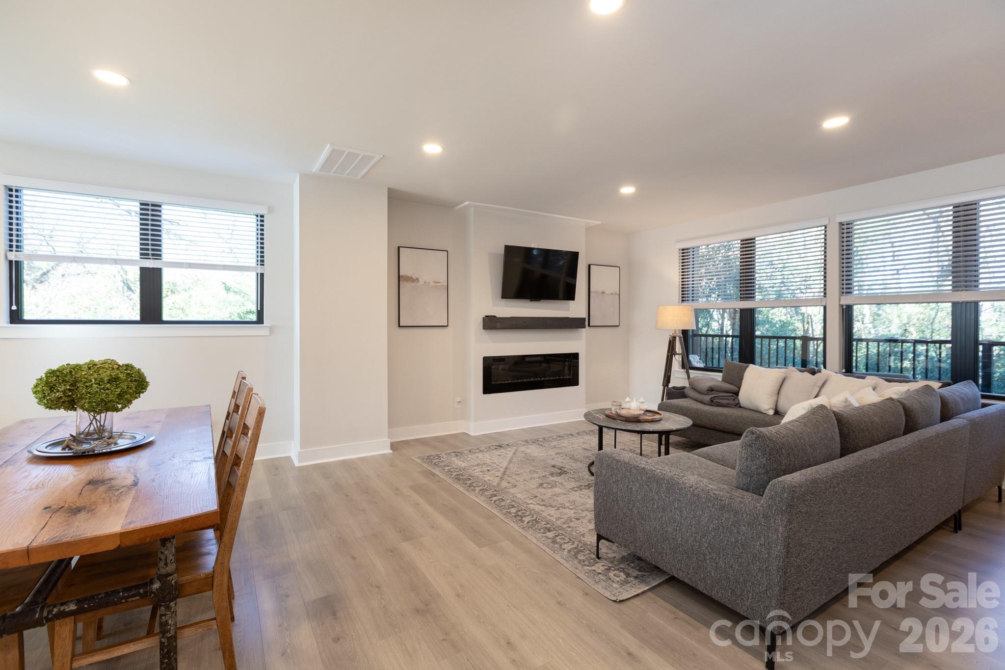 3538 Saker Lane — Charlotte