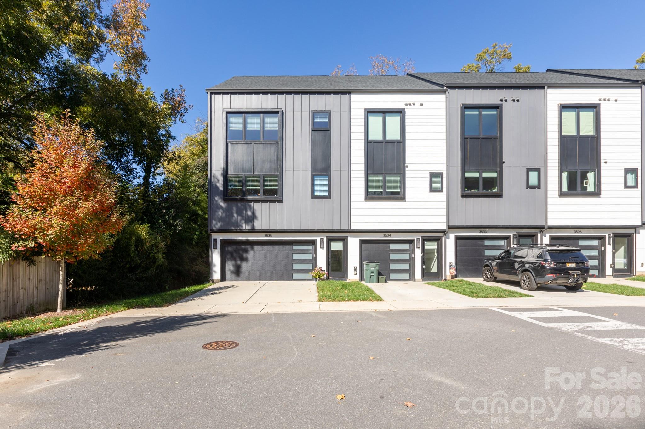 3538 Saker Lane — Charlotte