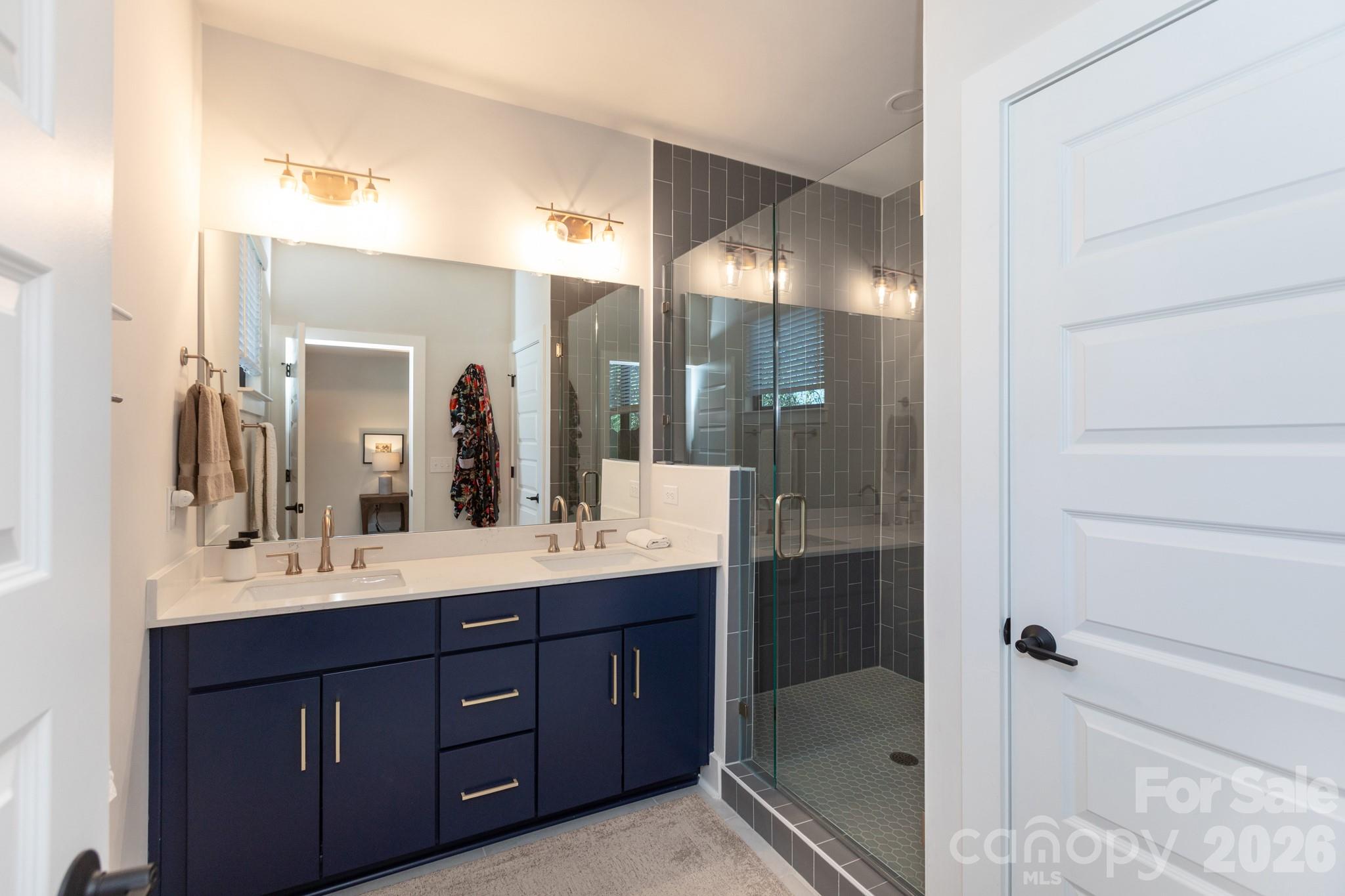 3538 Saker Lane — Charlotte