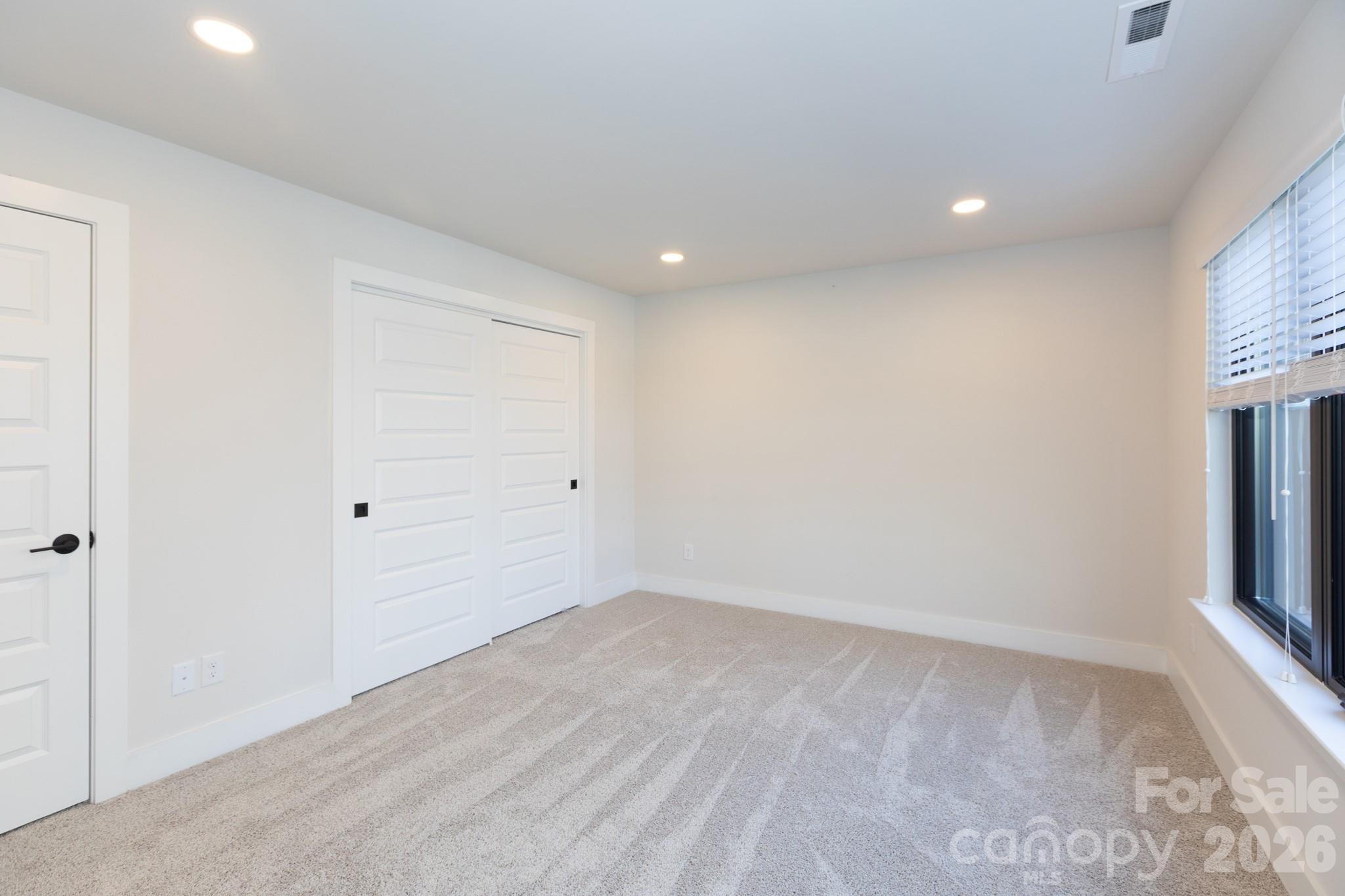 3538 Saker Lane — Charlotte
