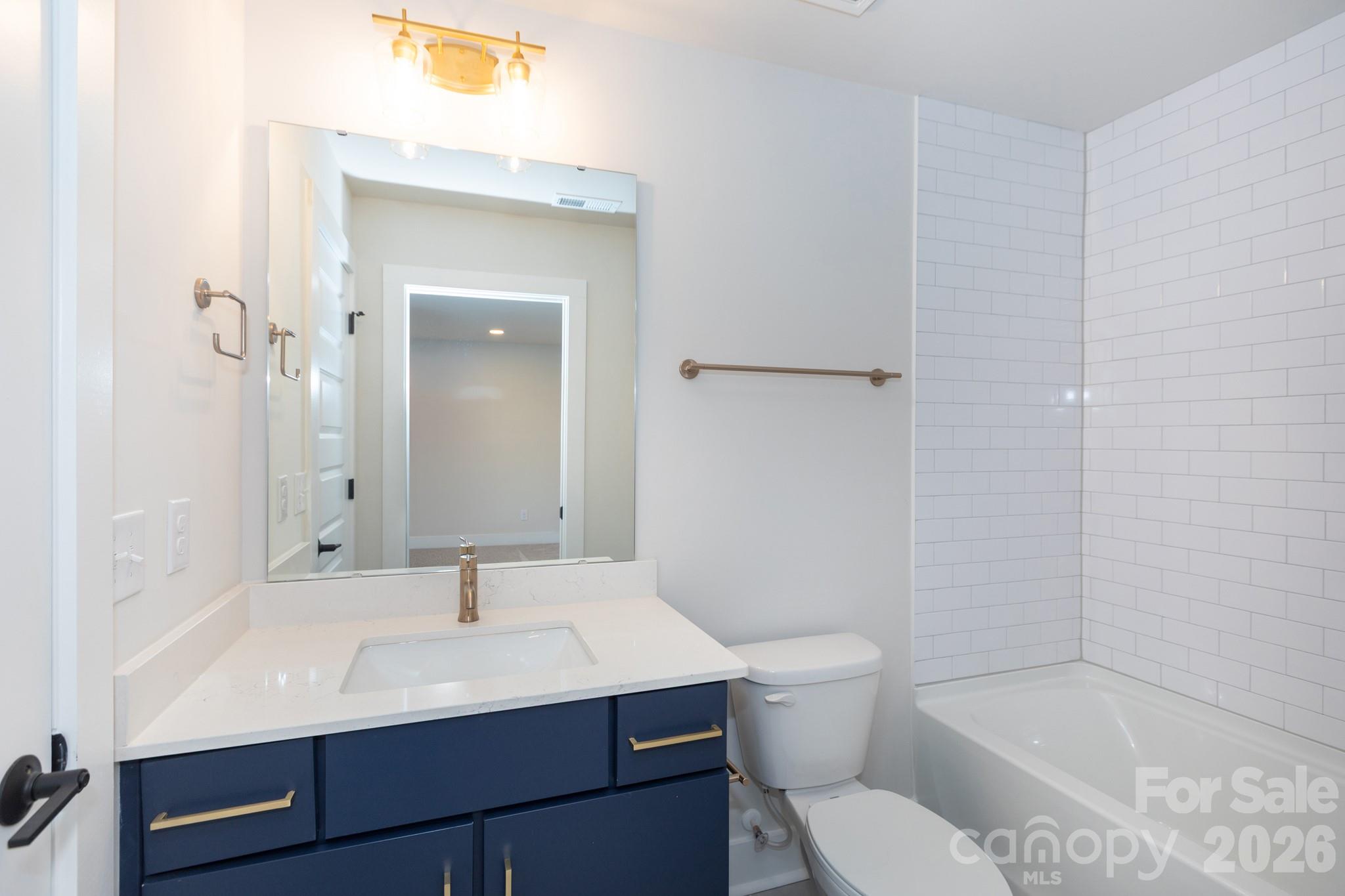 3538 Saker Lane — Charlotte