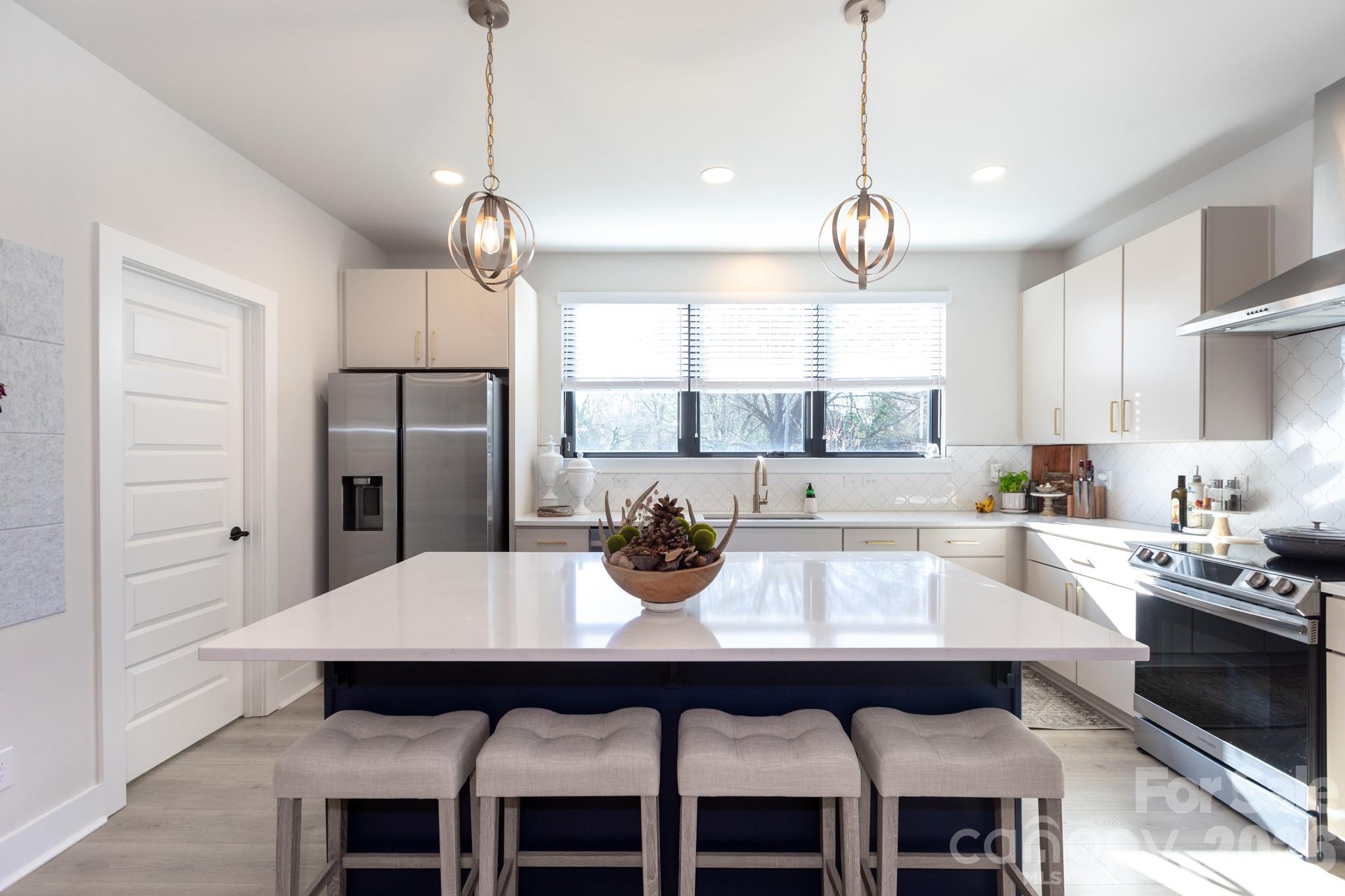 3538 Saker Lane — Charlotte