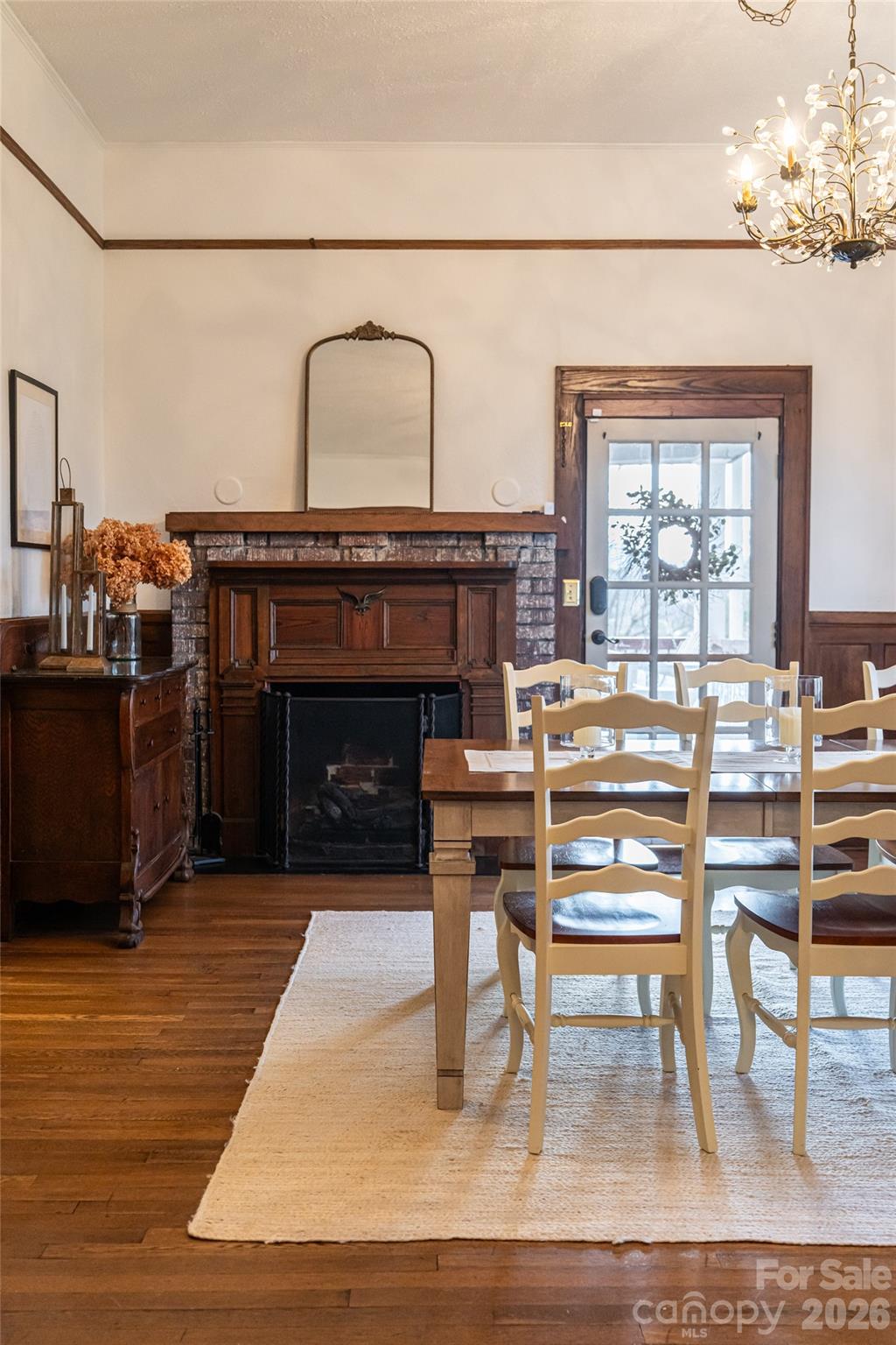 147 Preservation Way — Waynesville