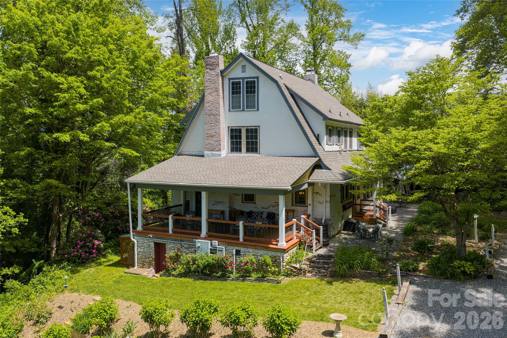 147 Preservation Way — Waynesville