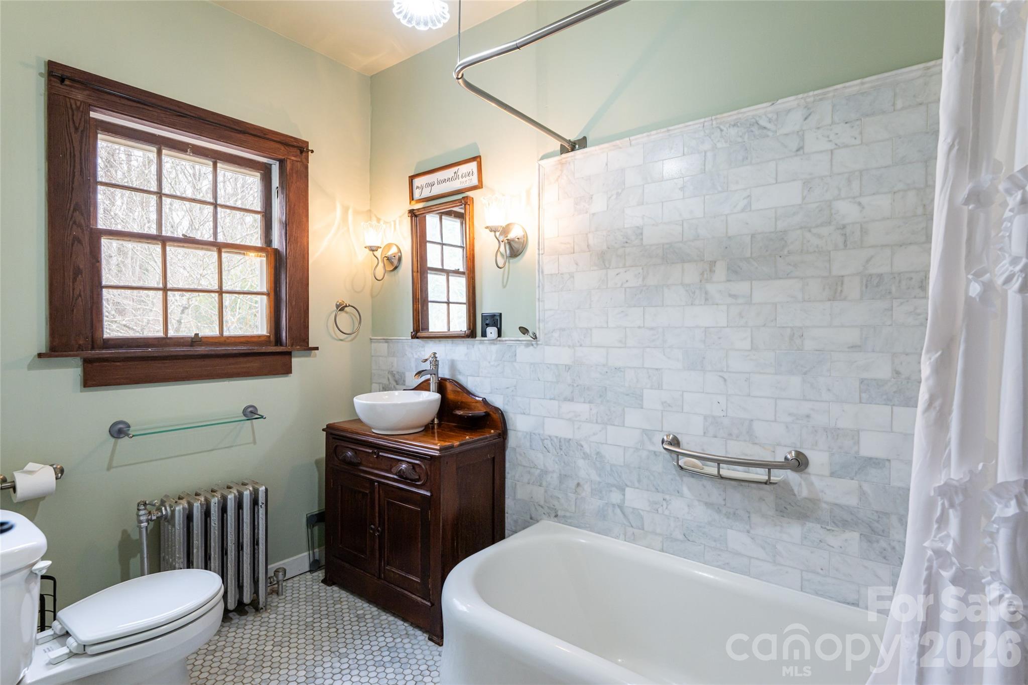 147 Preservation Way — Waynesville