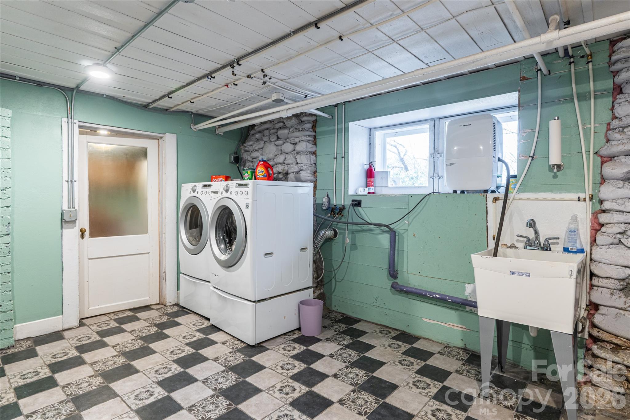 147 Preservation Way — Waynesville