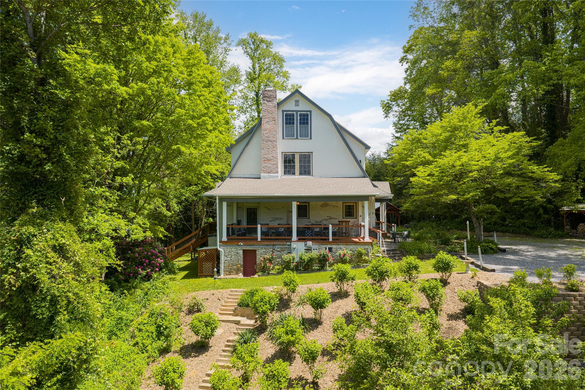 147 Preservation Way — Waynesville