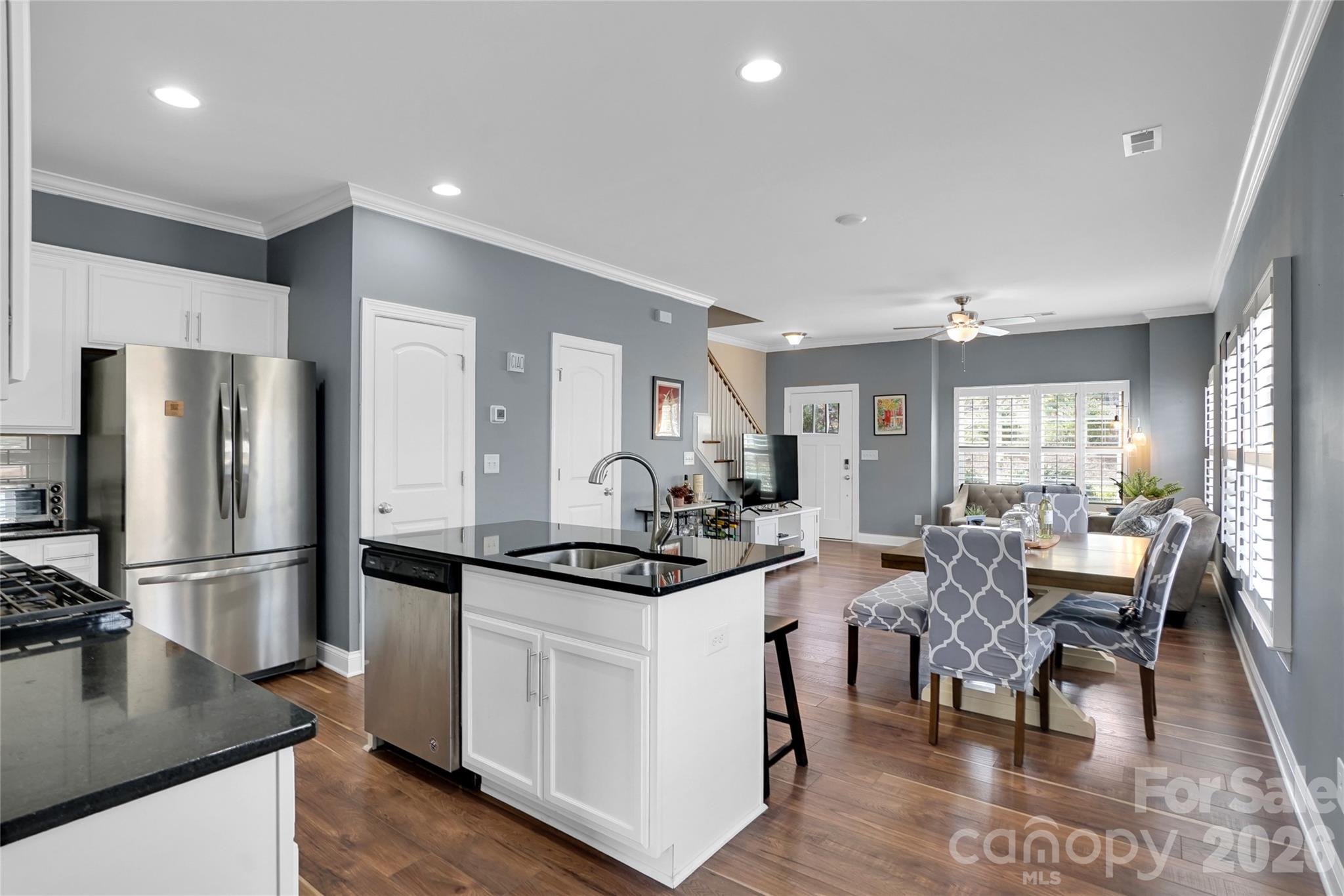 1178 Almerton Drive — Denver