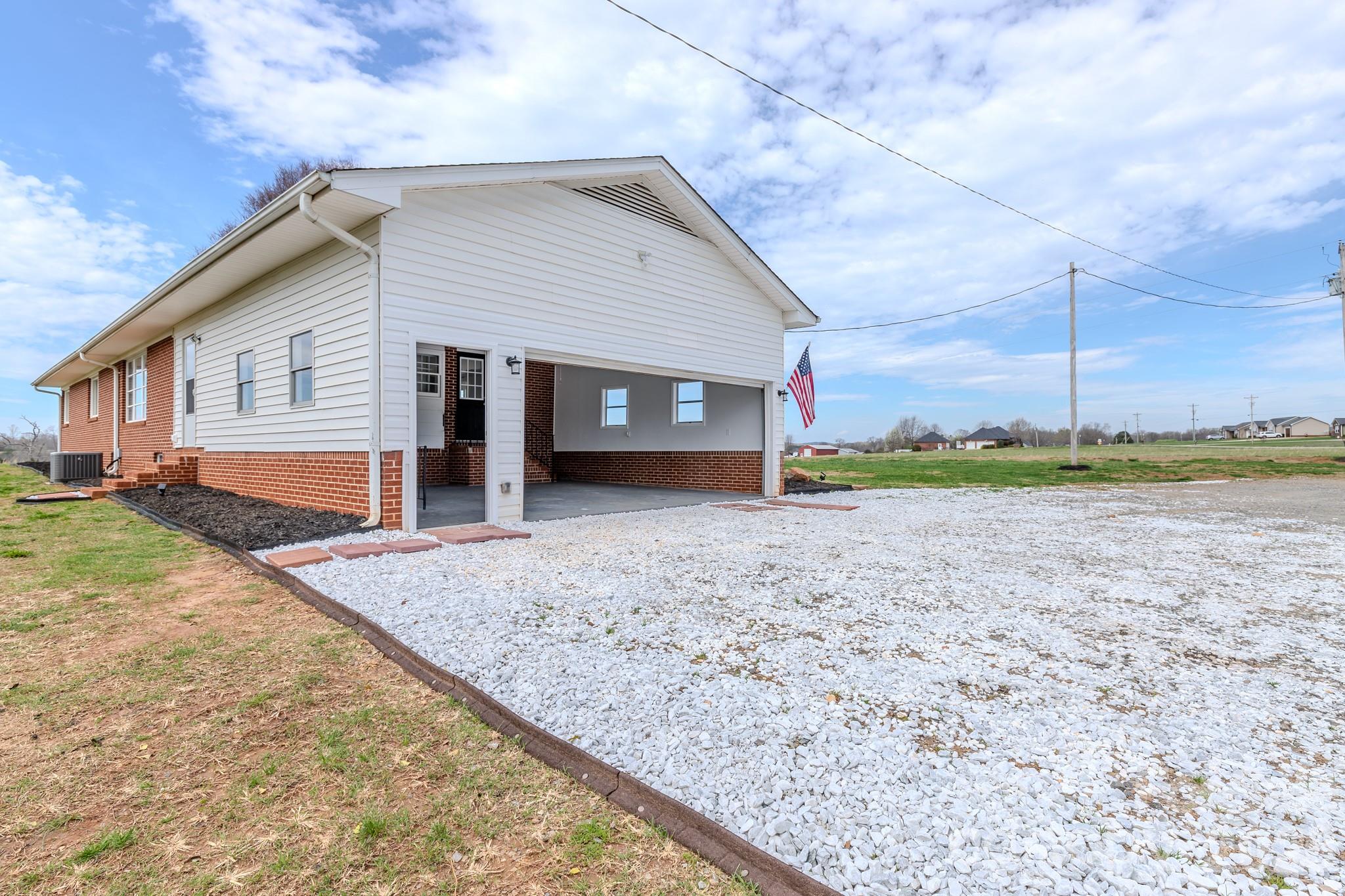 1217 Daniels Road — Lincolnton