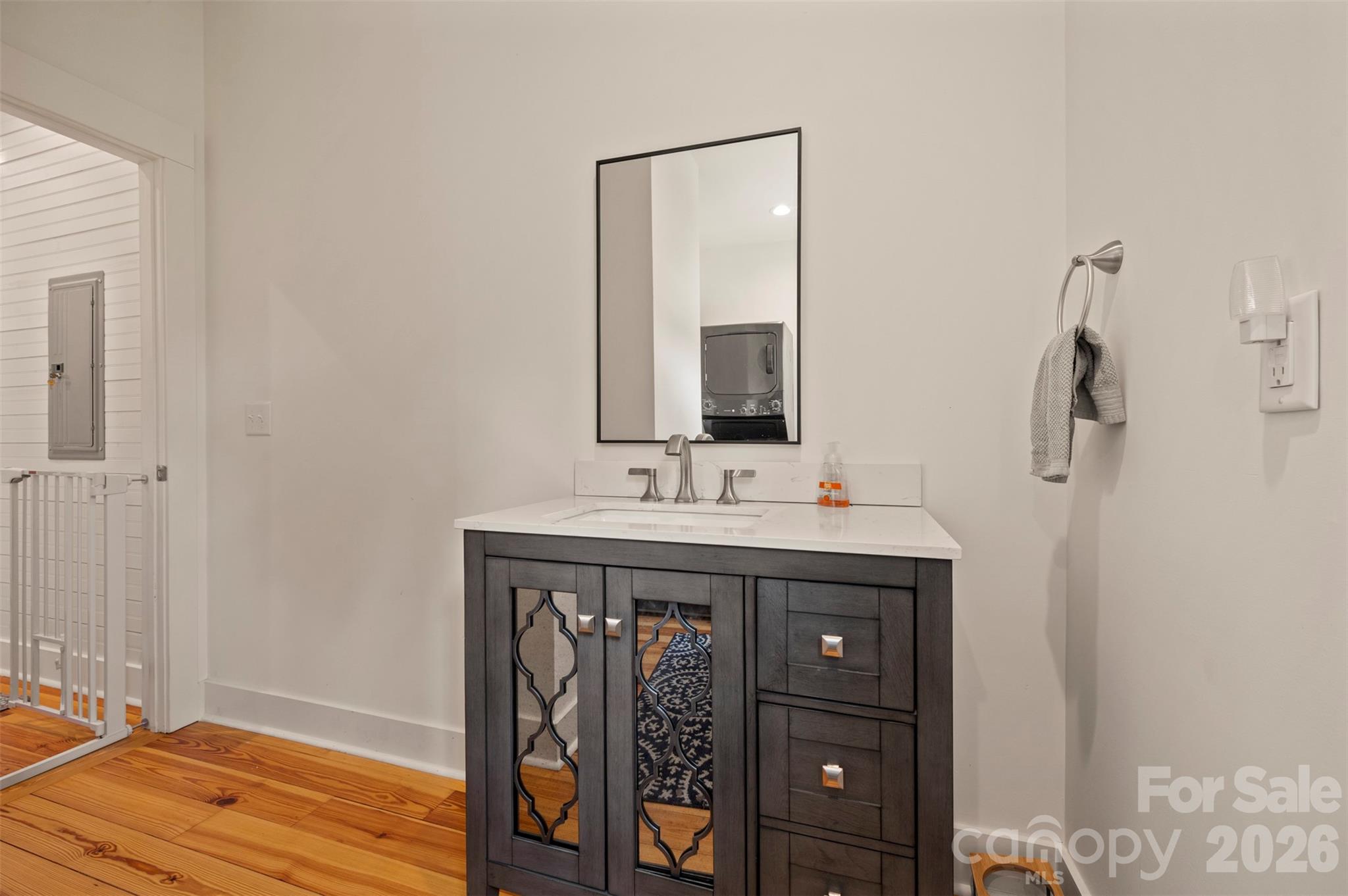 823 Silverstone Drive — Hendersonville
