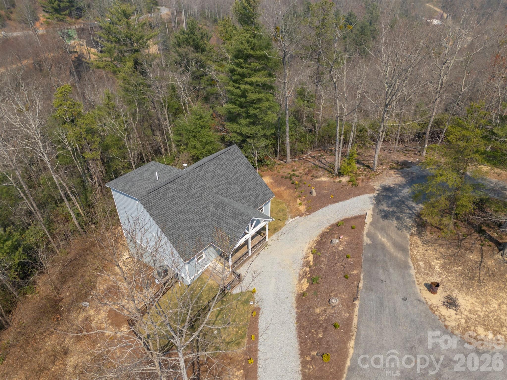 823 Silverstone Drive — Hendersonville