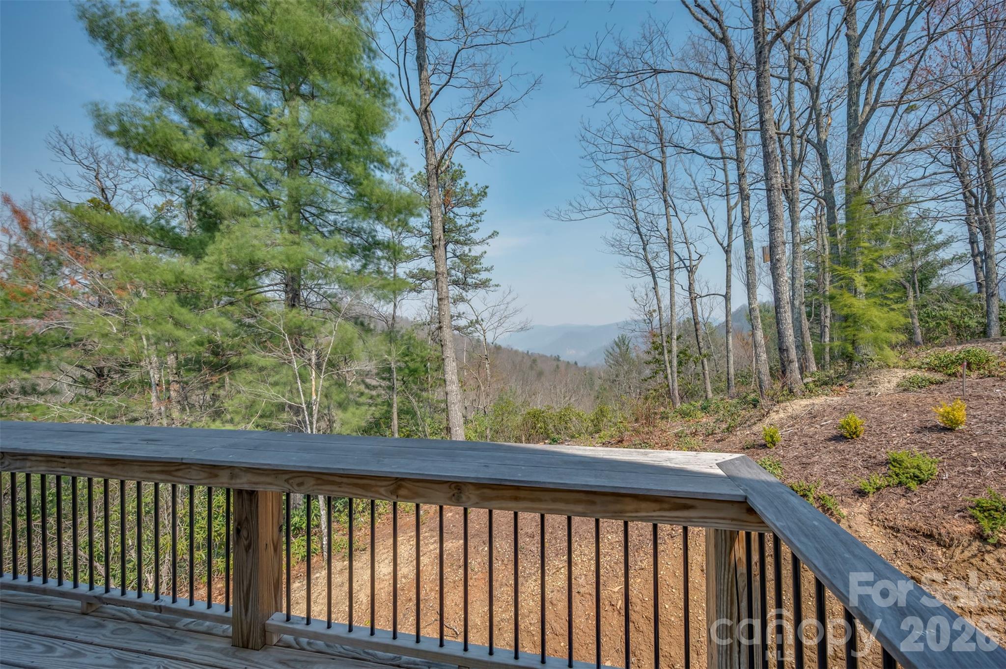 823 Silverstone Drive — Hendersonville