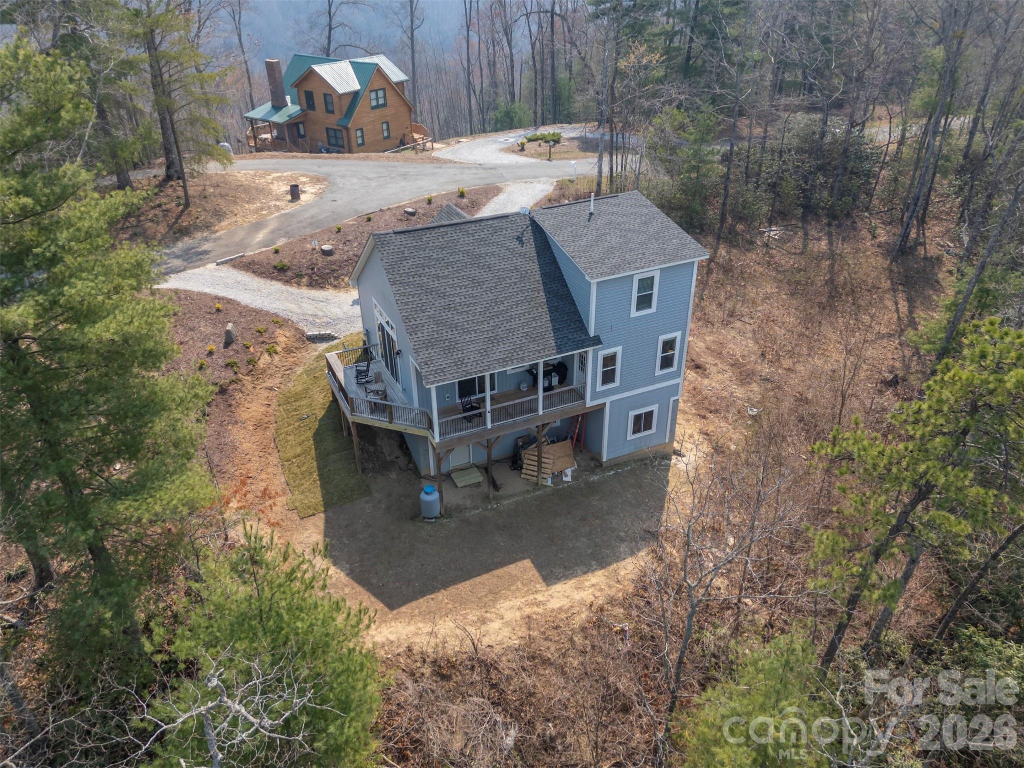 823 Silverstone Drive — Hendersonville