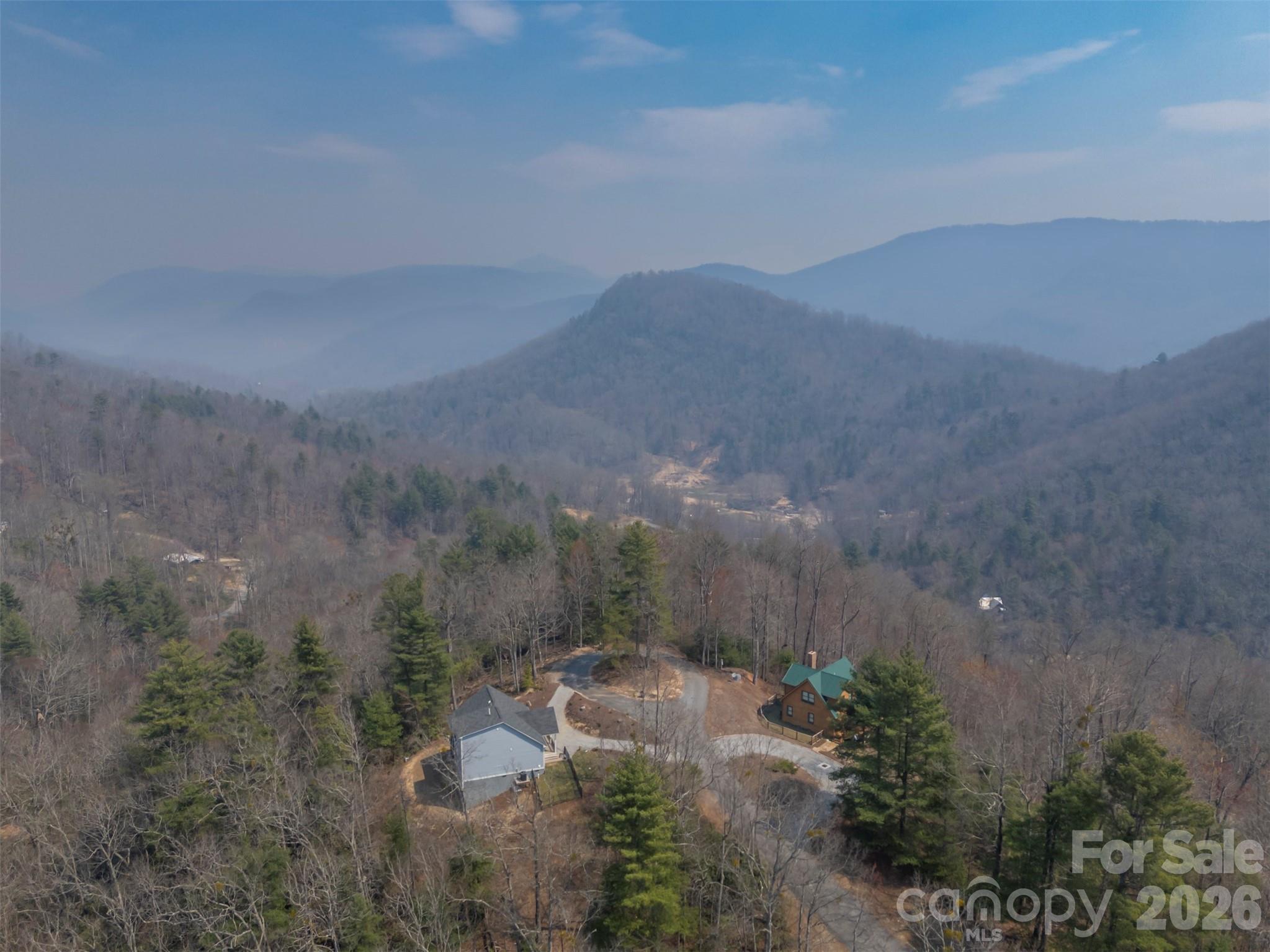823 Silverstone Drive — Hendersonville