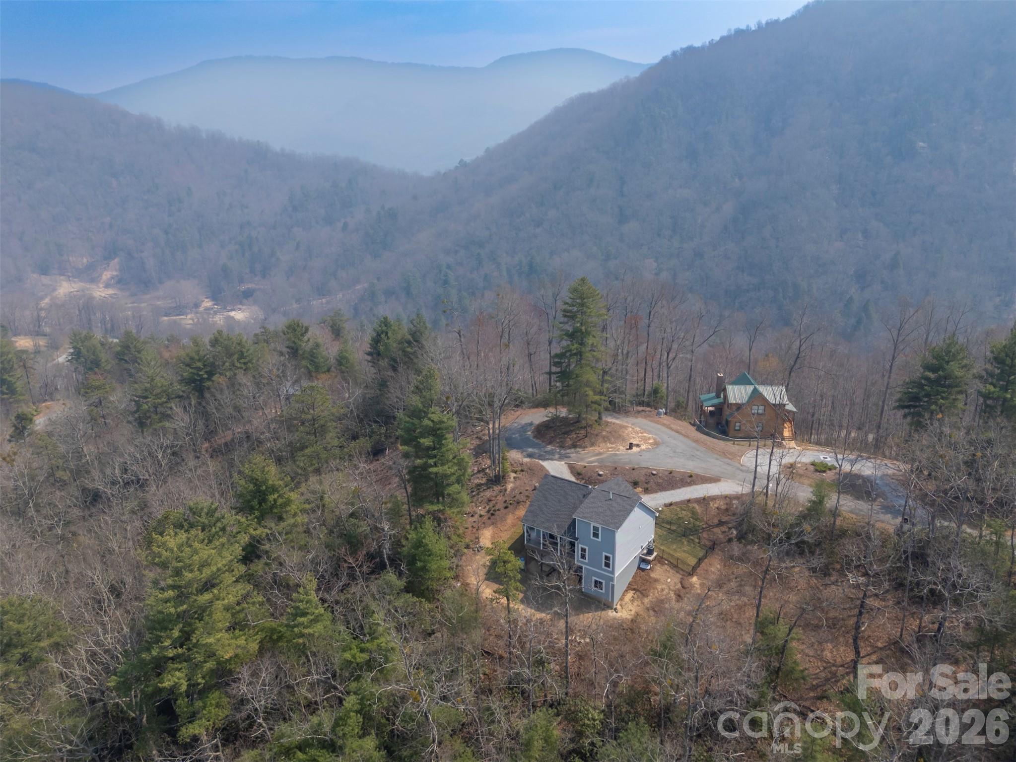 823 Silverstone Drive — Hendersonville