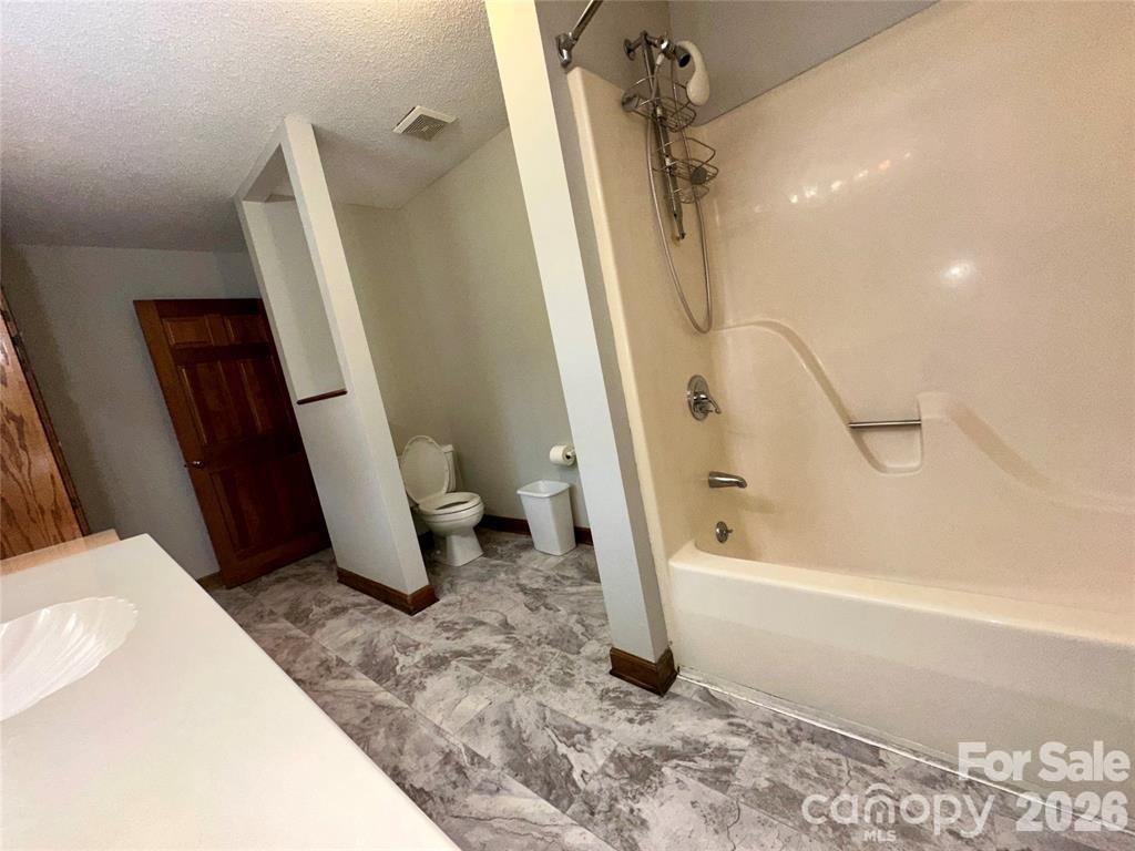 10100 Sam Furr Road — Huntersville
