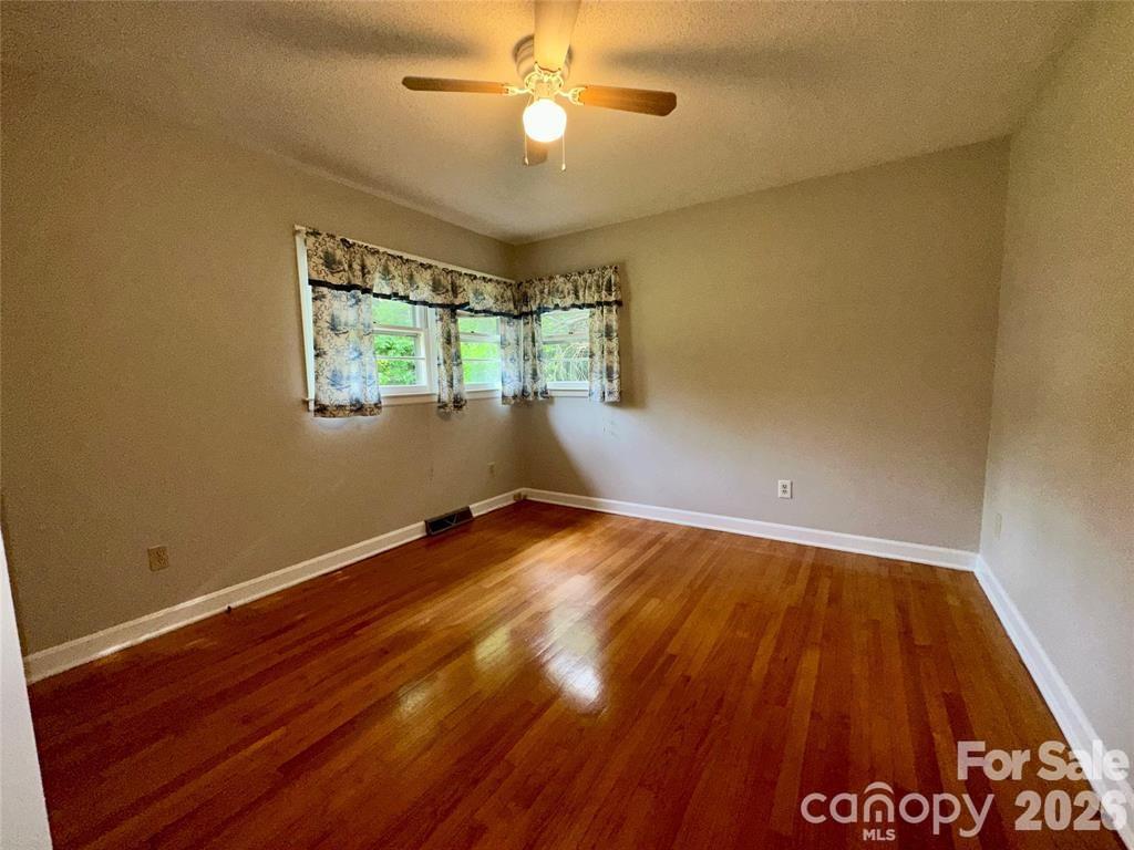 10100 Sam Furr Road — Huntersville