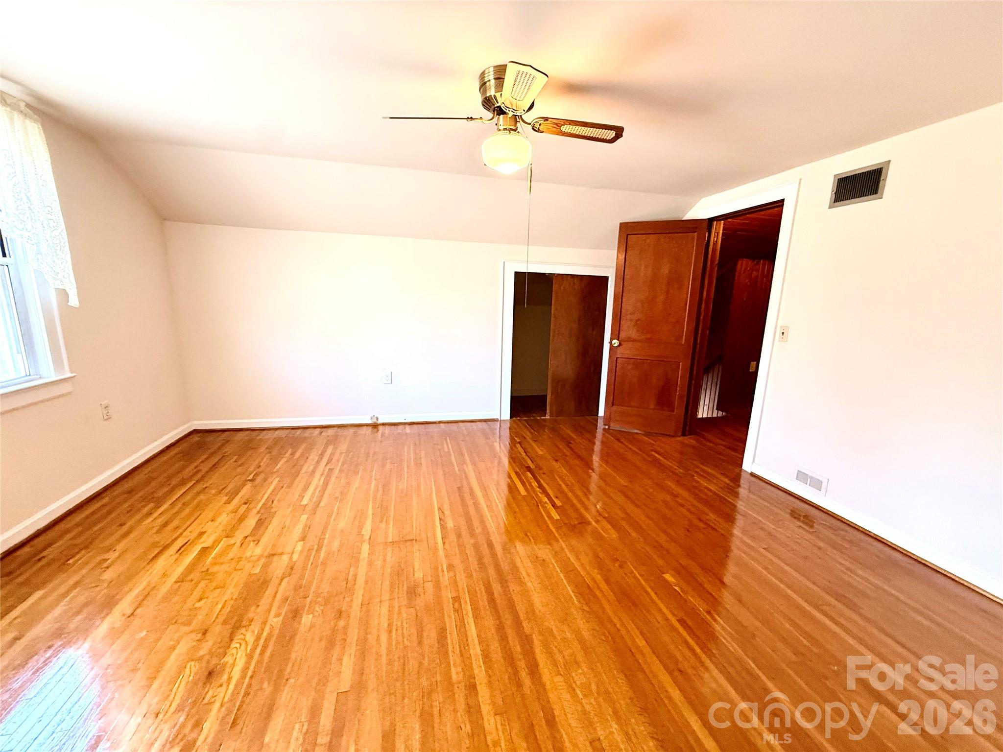 1005 N Main Street — Oakboro
