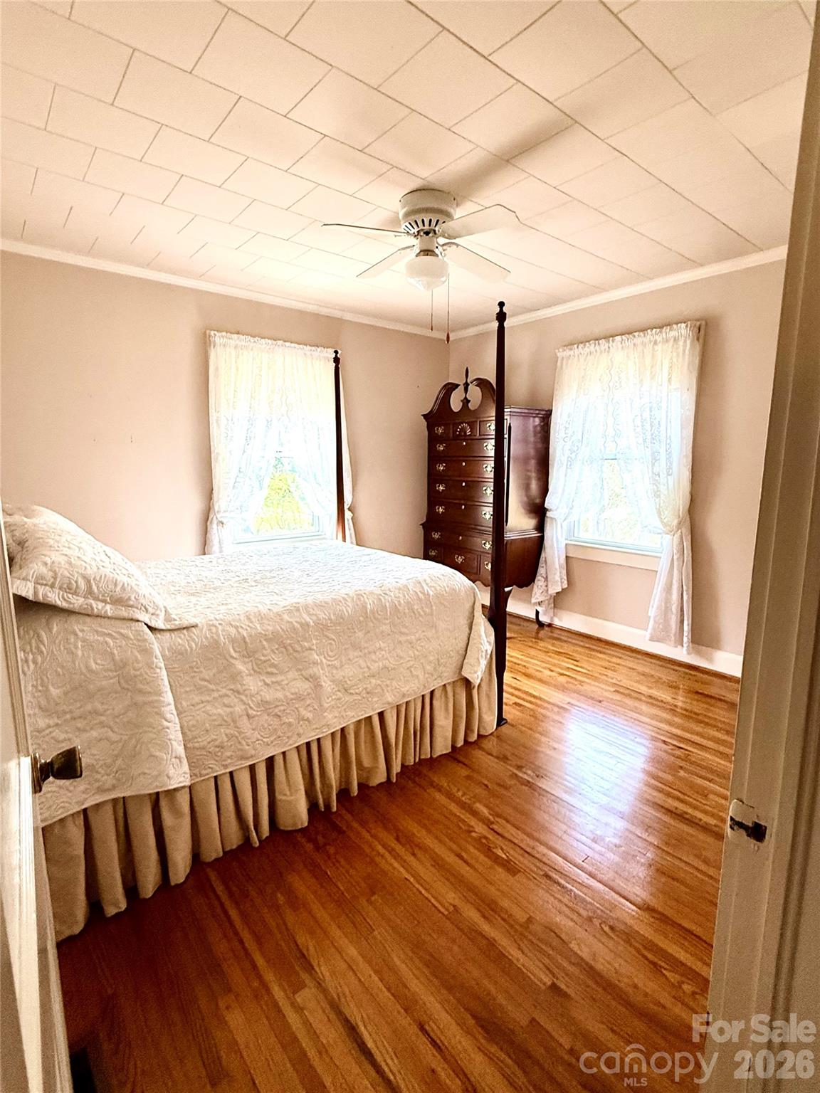 1005 N Main Street — Oakboro