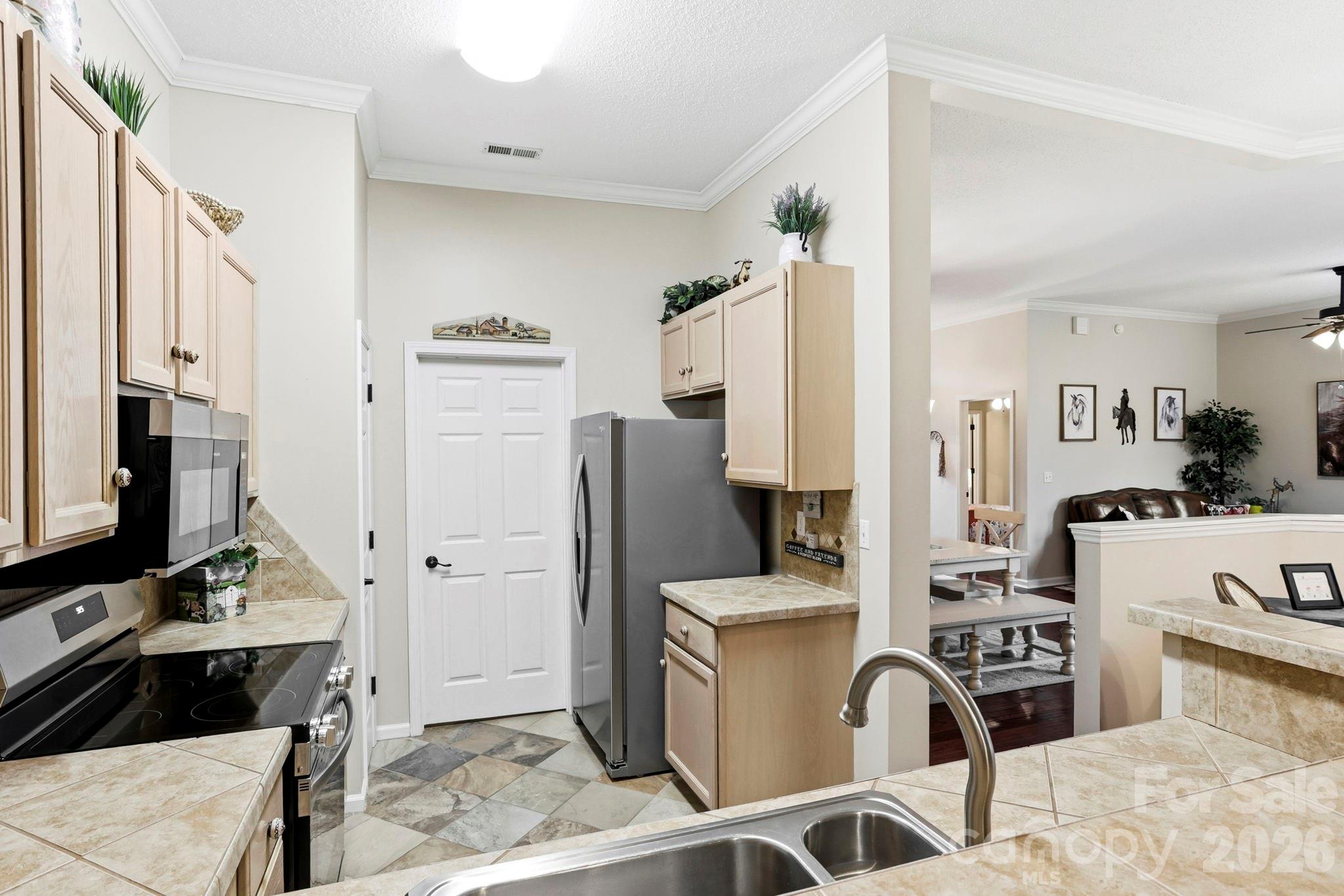 21 Tisha Lane — Hendersonville