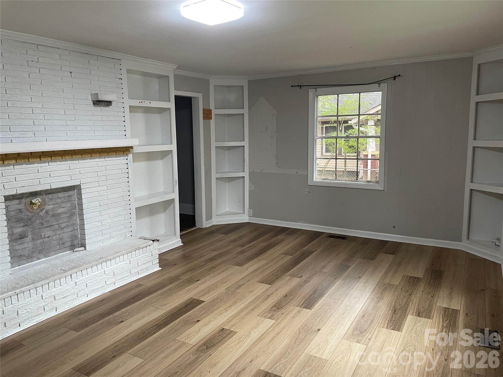 1203 Crowell Street W — Monroe
