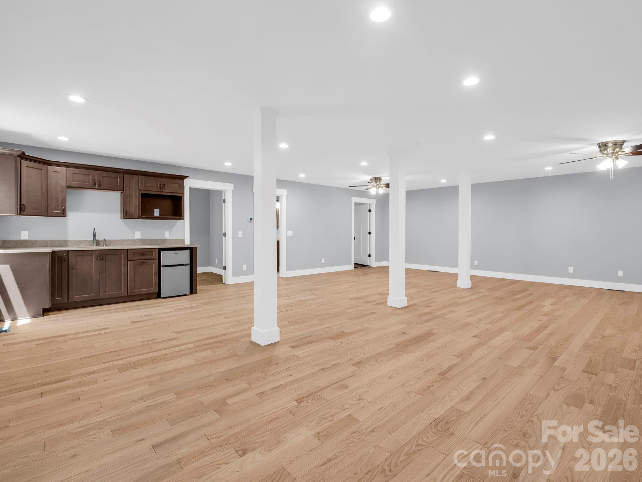 38 Scenic View Drive — Hendersonville
